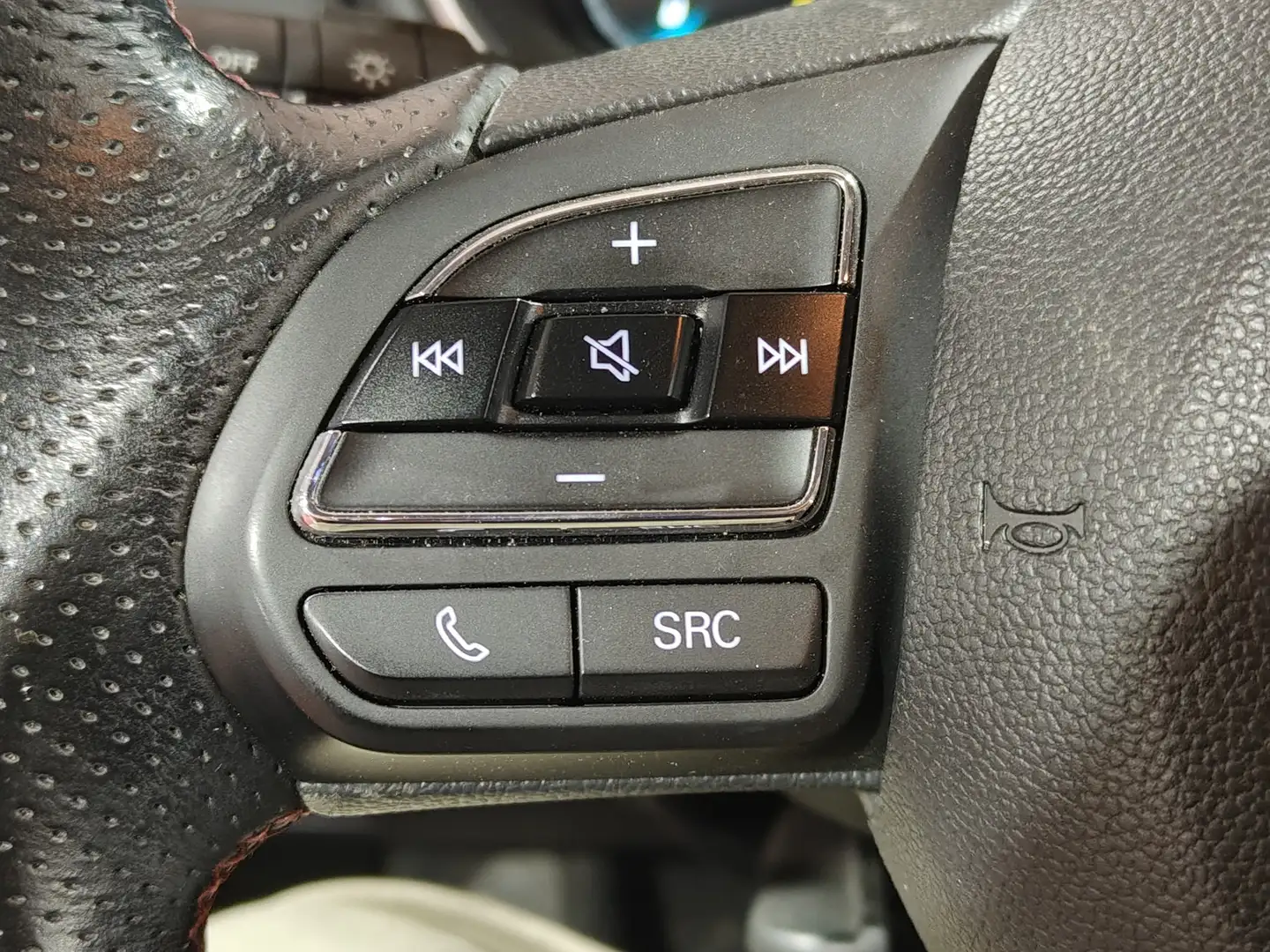 Foto MG HS MG HS 1.5 Turbo GDI Comfort DCT (162 CV)