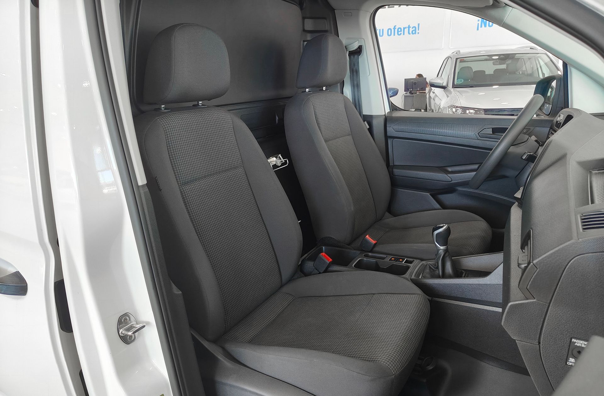 Volkswagen Caddy Cargo 2.0 TDI - foto 15
