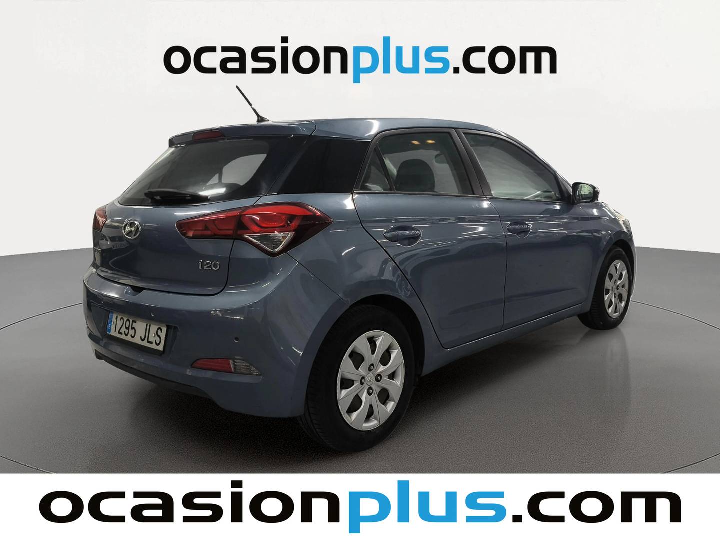 Foto trasera Hyundai i20 Hyundai i20 1.2 MPI Klass (84 CV) derecha