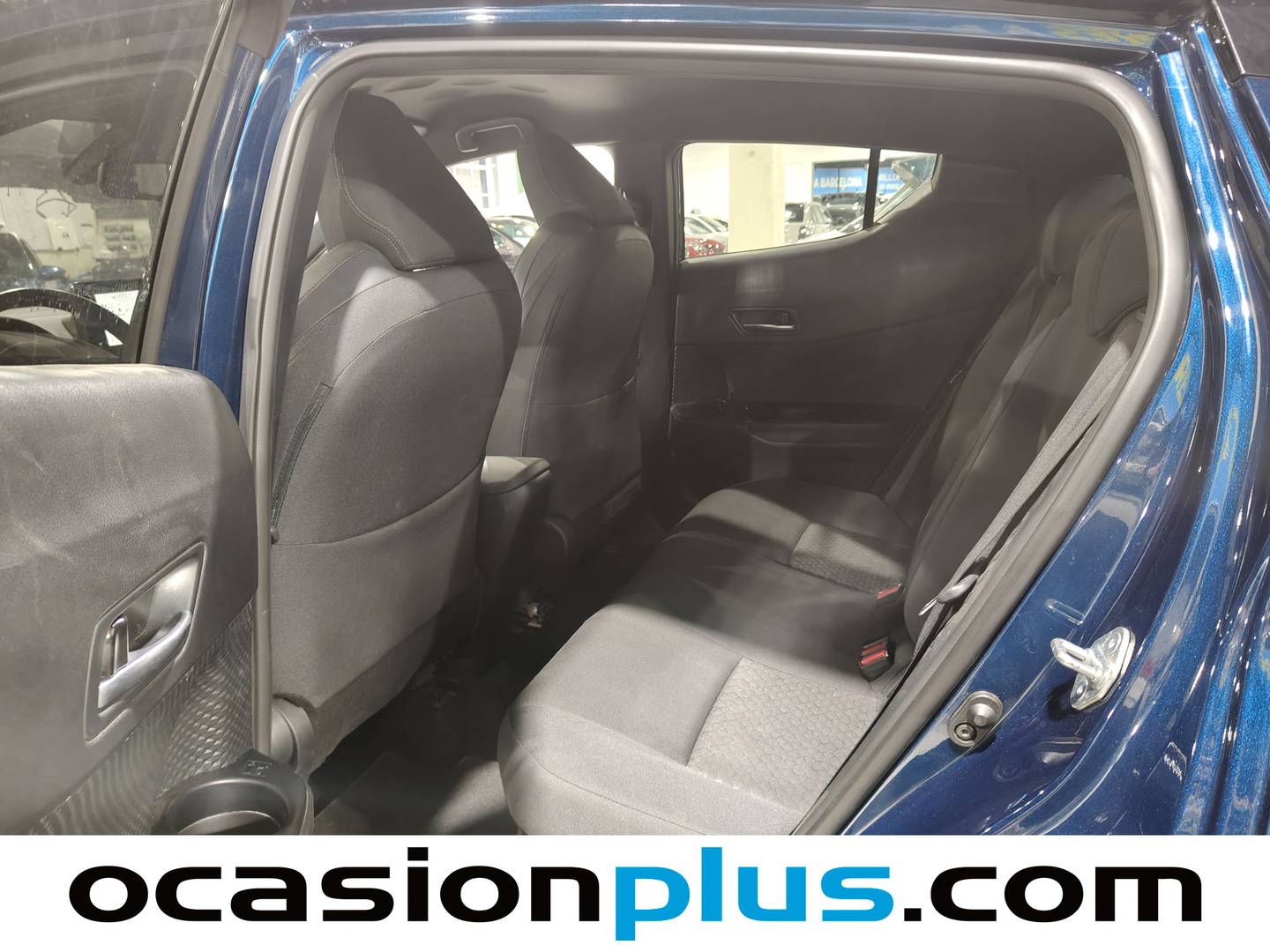 Foto asientos traseros Toyota C-HR Toyota C-HR 1.8 125H Advance (122 CV)