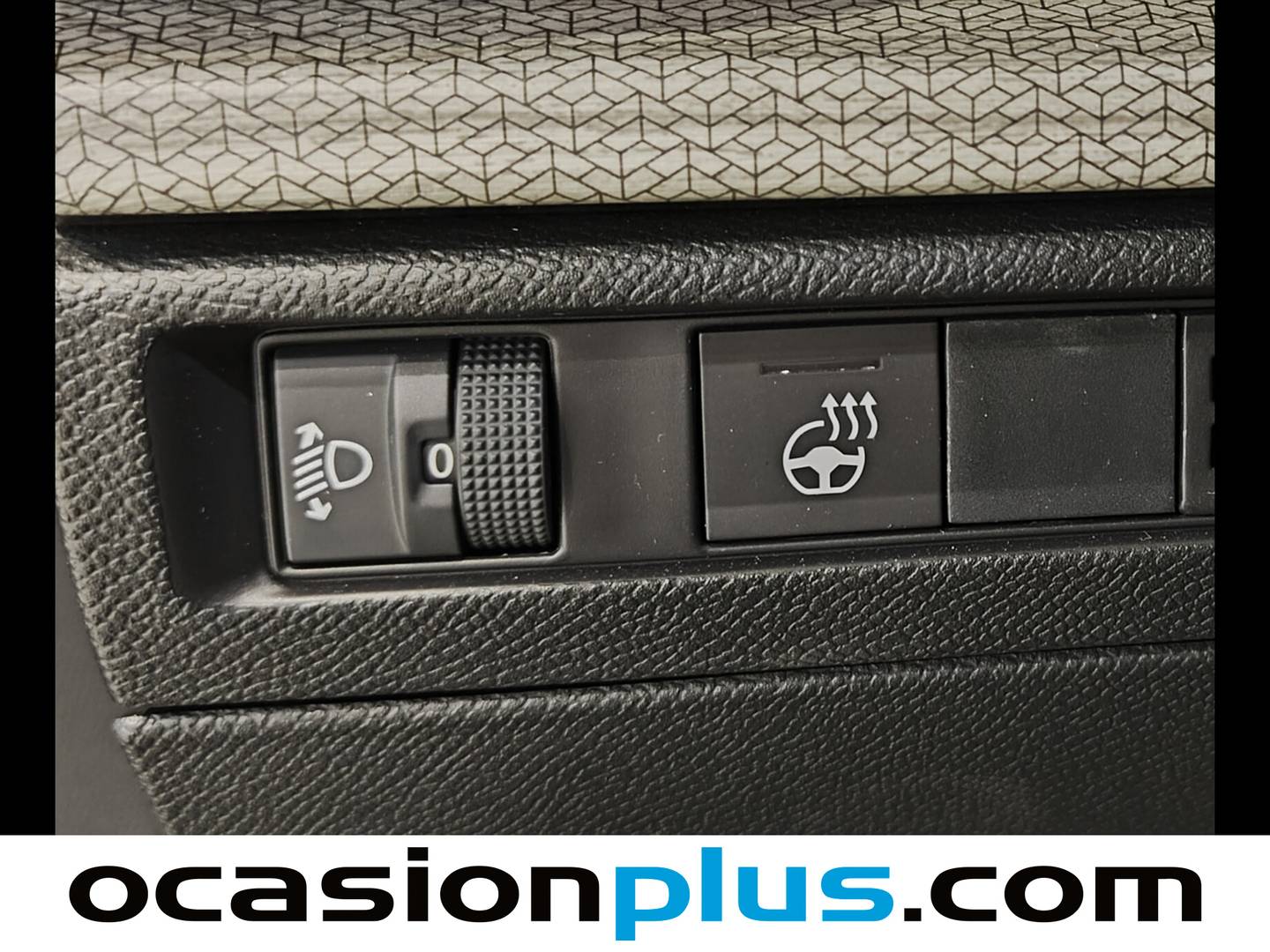 Foto Citroën C5 X Citroen C5 X PureTech 180 S&S Shine EAT8 (180 CV)