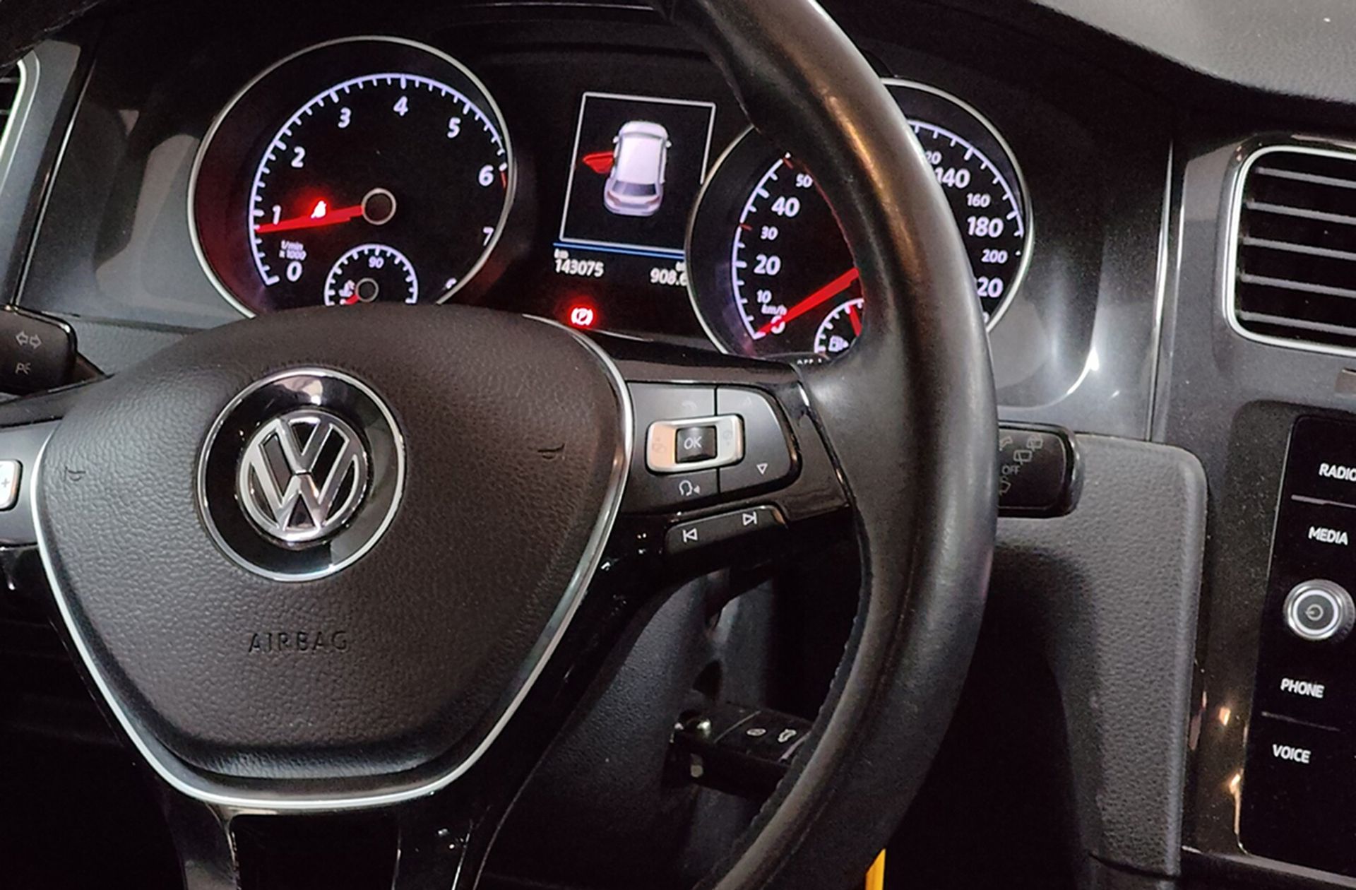 Volkswagen Golf Advance 1.4 TSI DSG - foto 25