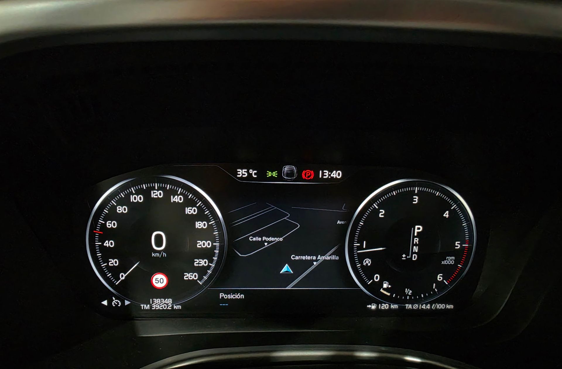 Volvo XC60 D4 Business Plus - foto 25