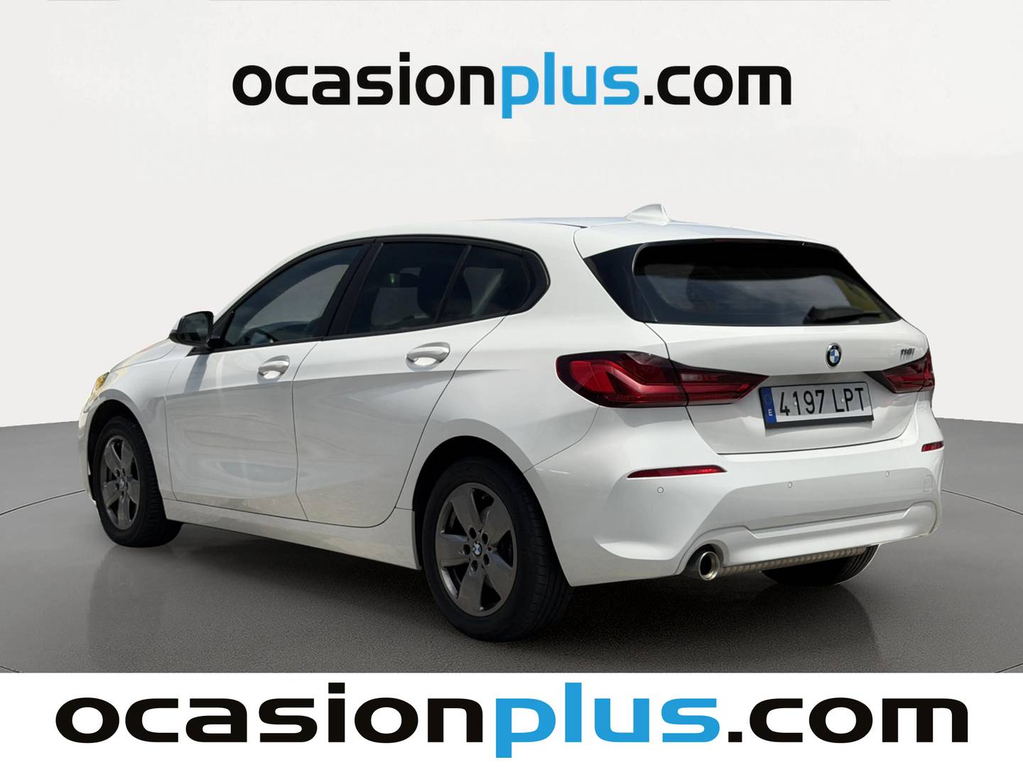 Foto trasera BMW Serie 1 BMW Serie 1 118i  (140 CV) izquierda