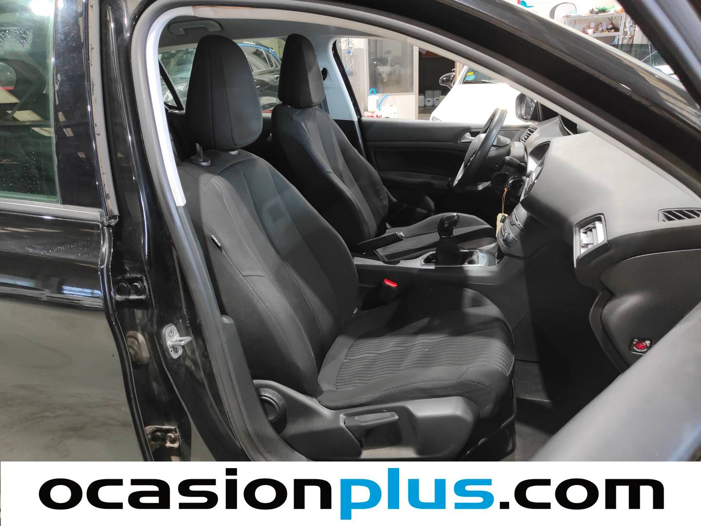 Foto Peugeot 308 Peugeot 308 1.6 BlueHDI Access (100 CV)