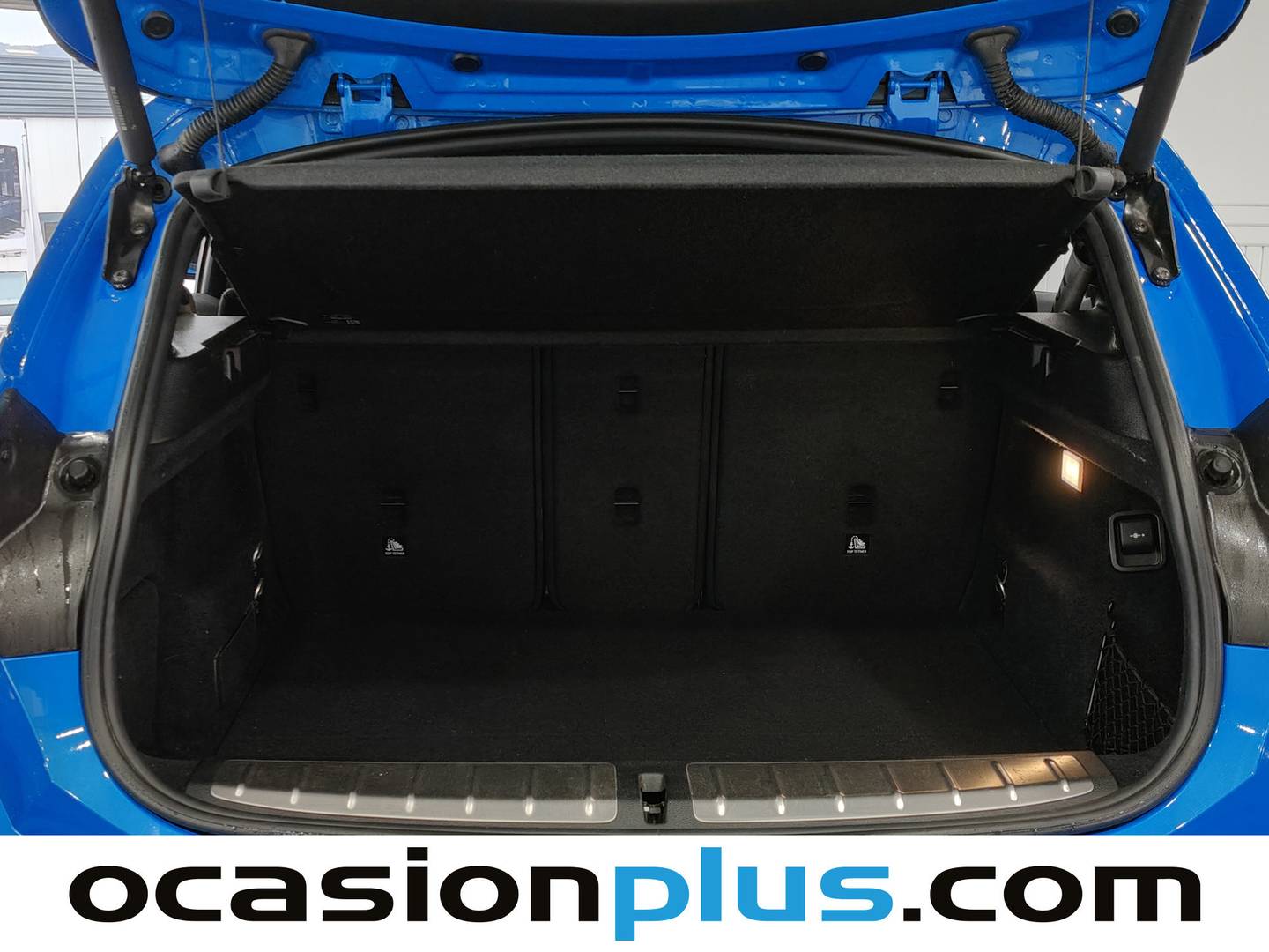 Fotos maletero BMW X2 BMW X2 sDrive18d Business (150 CV) Pack M