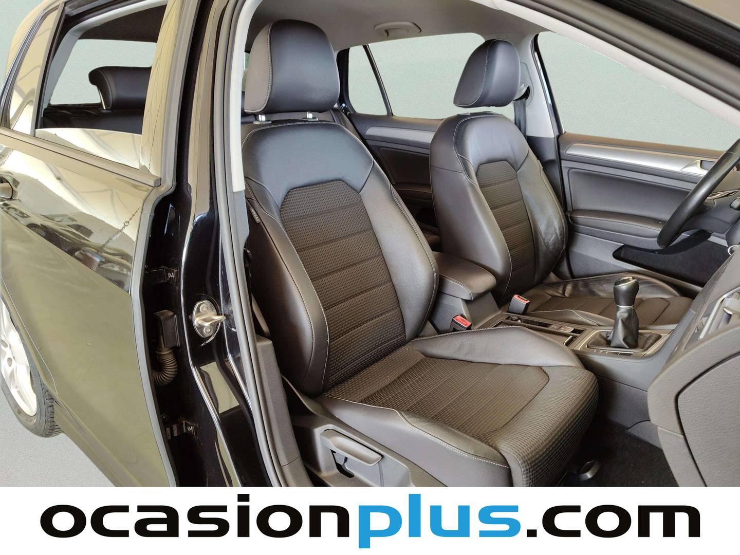 Foto Volkswagen Golf Volkswagen Golf 1.4 TSI ACT Tech BMT (150 CV) Pack R-Line