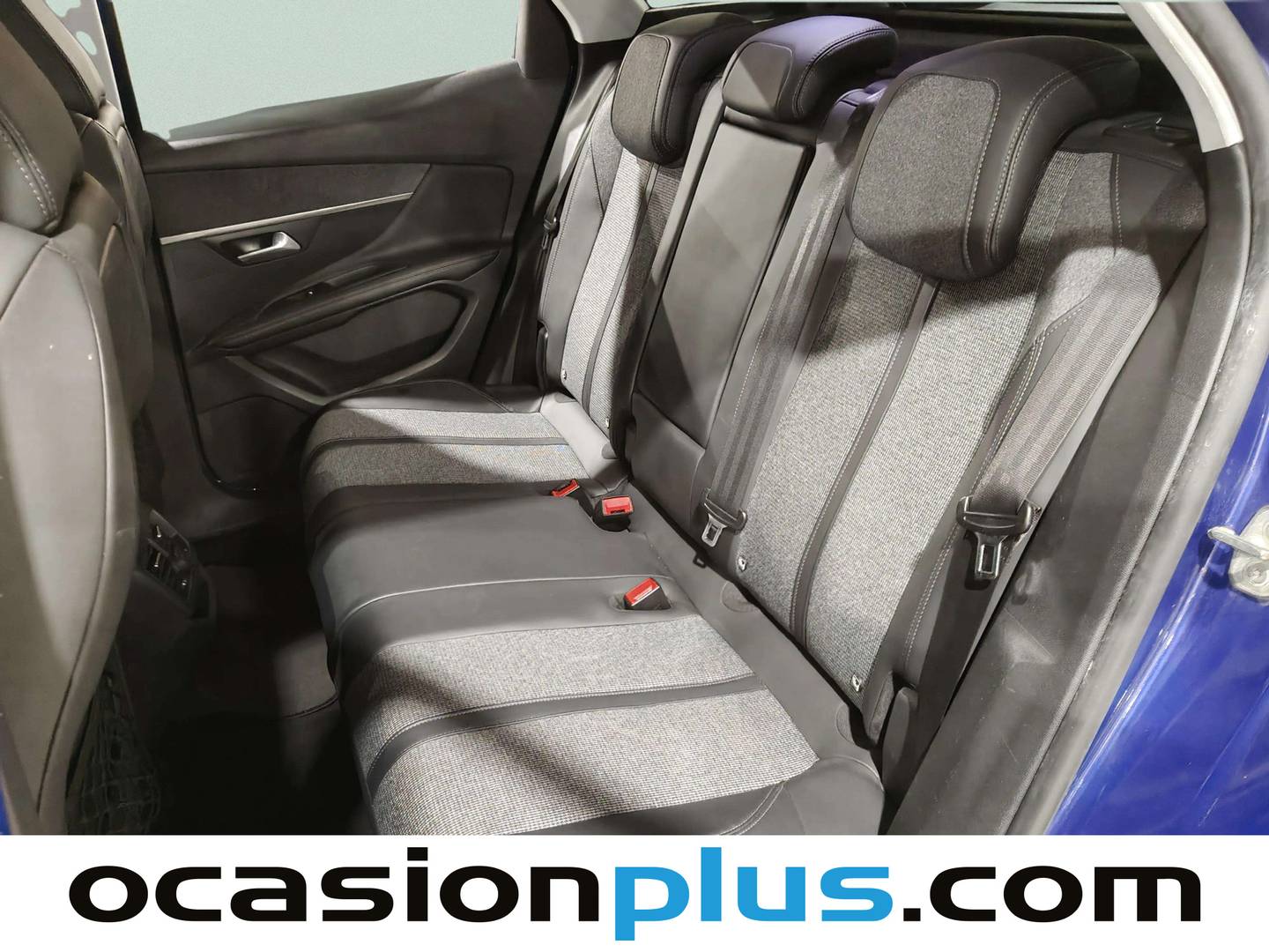 Foto asientos traseros Peugeot 3008 Peugeot 3008 BlueHDi 120 S&S Allure EAT6 (120 CV)