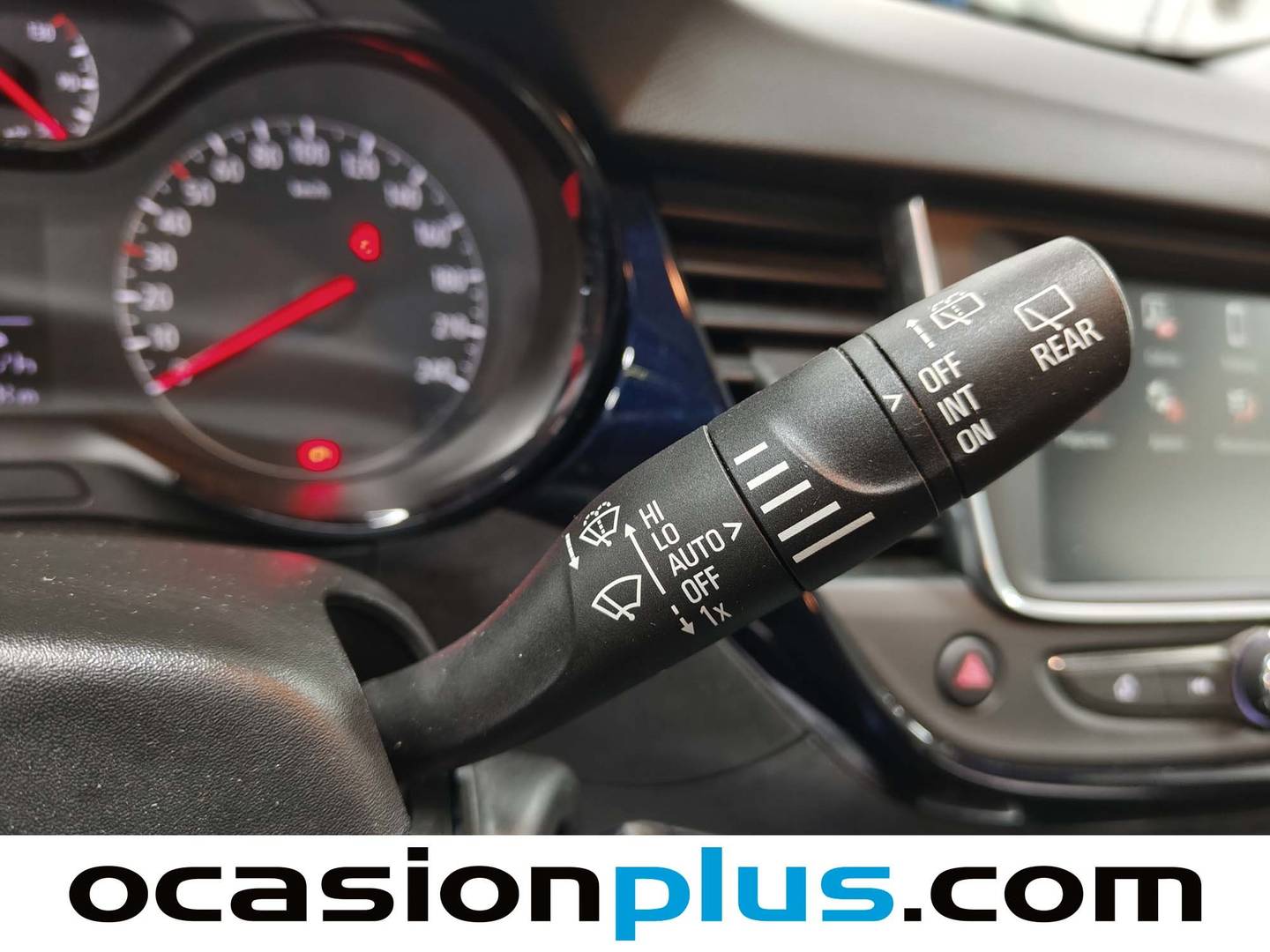 Foto Opel Crossland X Opel Crossland X 1.2 S&S Design Line 120 Aniversario (110 CV)