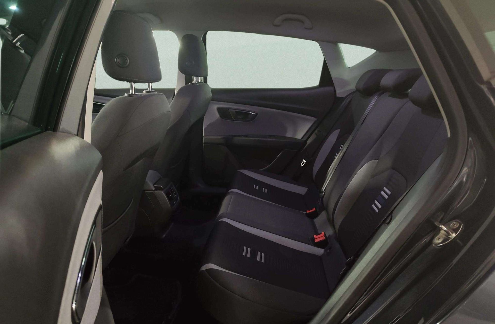 SEAT León 1.6 TDI Style Visio Edition Nav - foto 13
