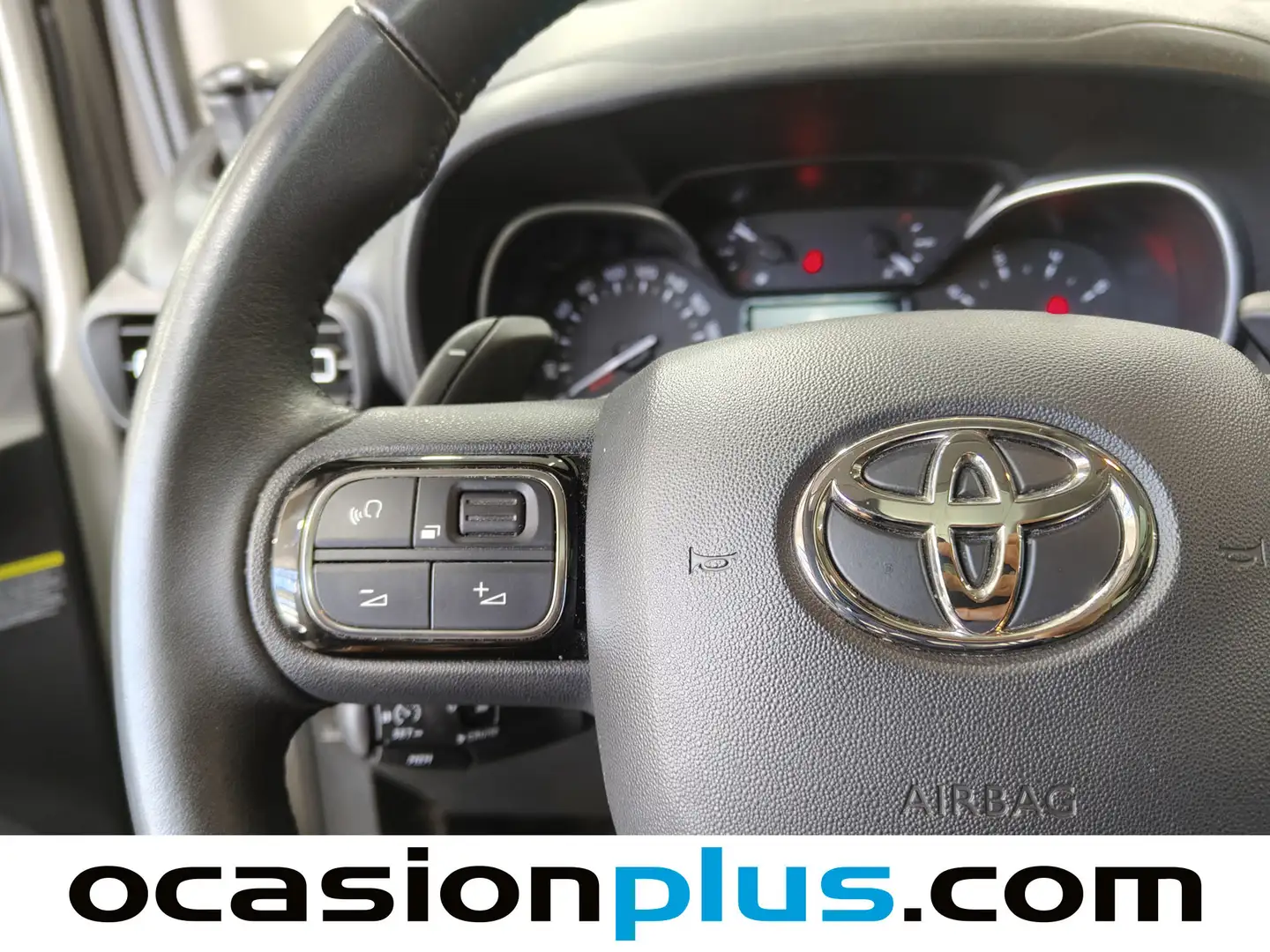 Foto Toyota Proace City Verso Toyota Proace City Verso 1.5D Family Advance L1 Auto (131 CV)