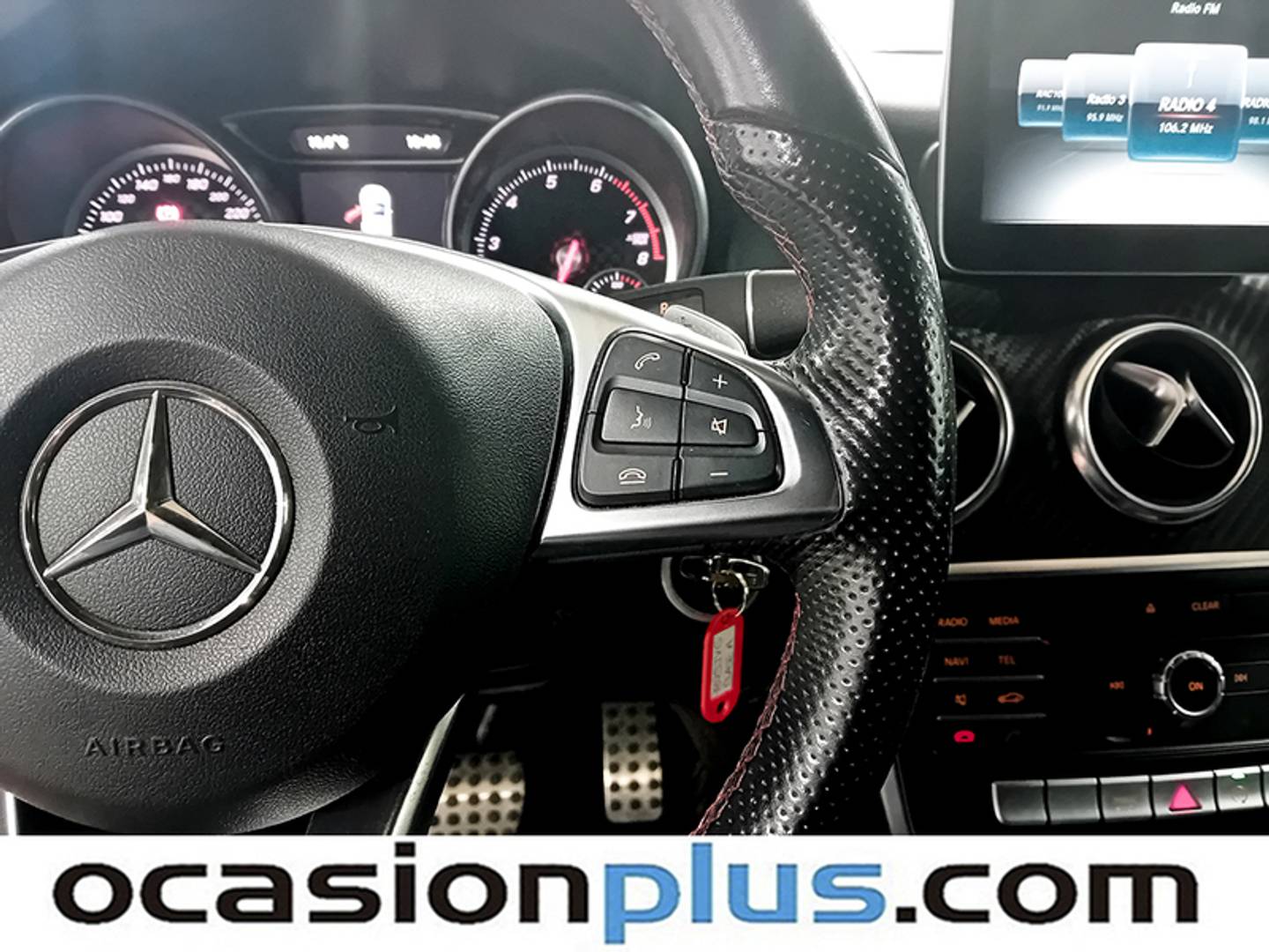 Foto Mercedes Clase A Mercedes-Benz Clase A 180 Pack AMG (122 CV)