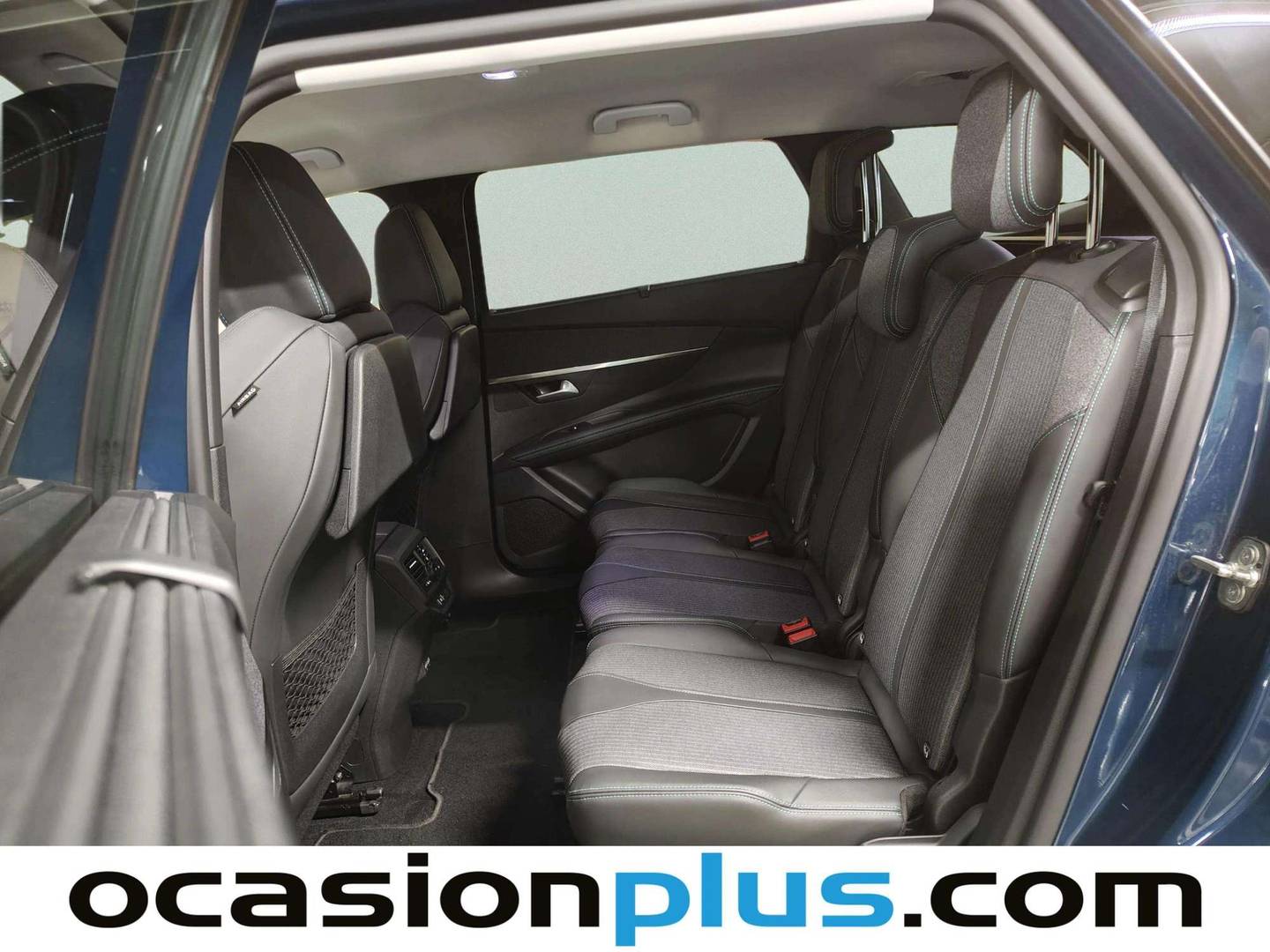 Foto asientos traseros Peugeot 5008 Peugeot 5008 PureTech 130 S&S Allure Pack (130 CV) 7 Plazas