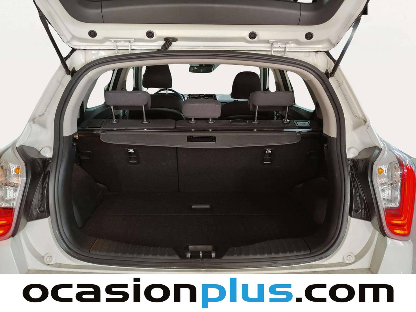 Fotos maletero SsangYong Tivoli Ssangyong Tivoli G15T Urban Plus Auto (163 CV)