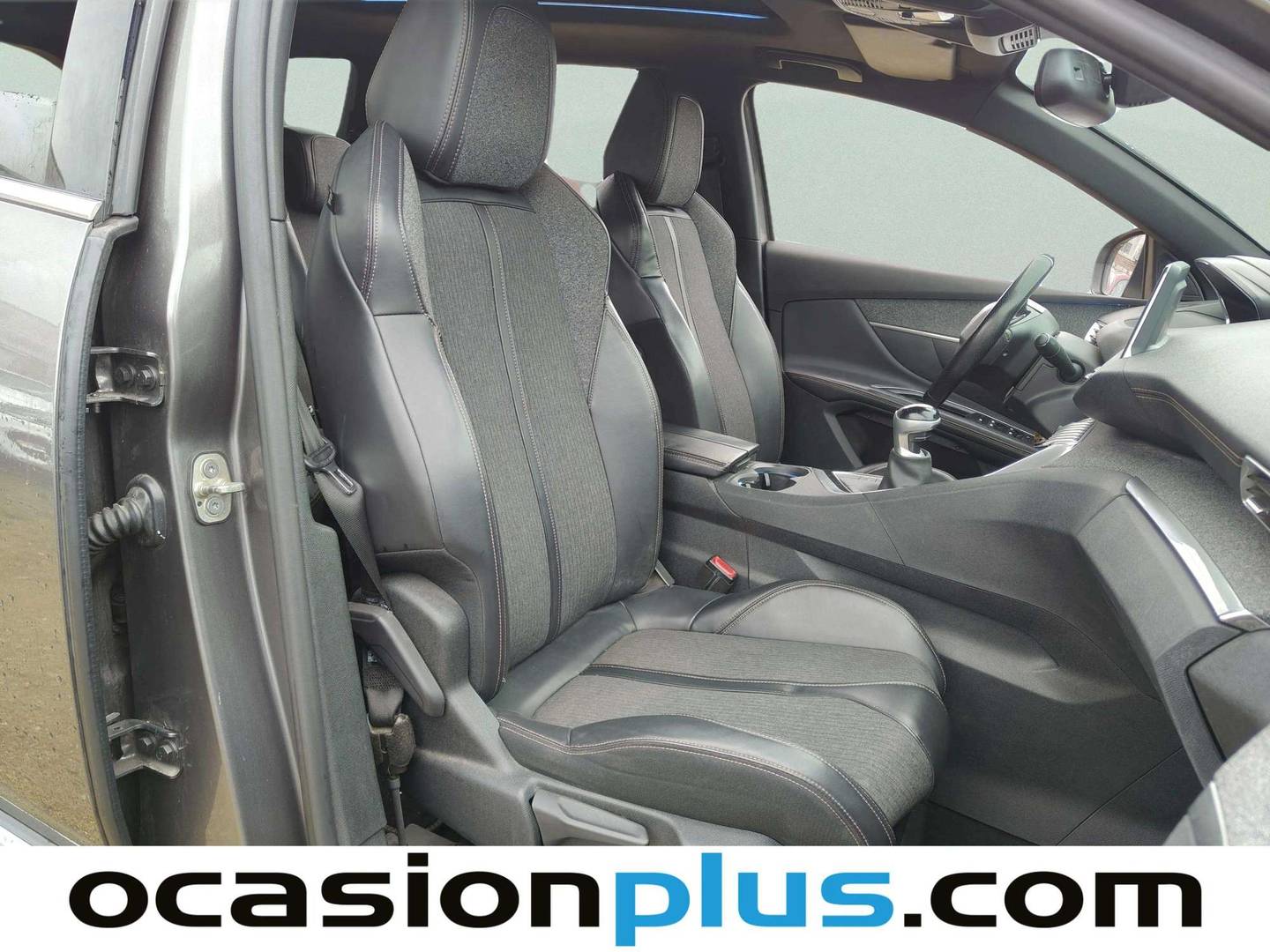 Peugeot 5008 Peugeot 5008 1.5L BlueHDi S&S GT Line (130 CV)7 Plazas km 0