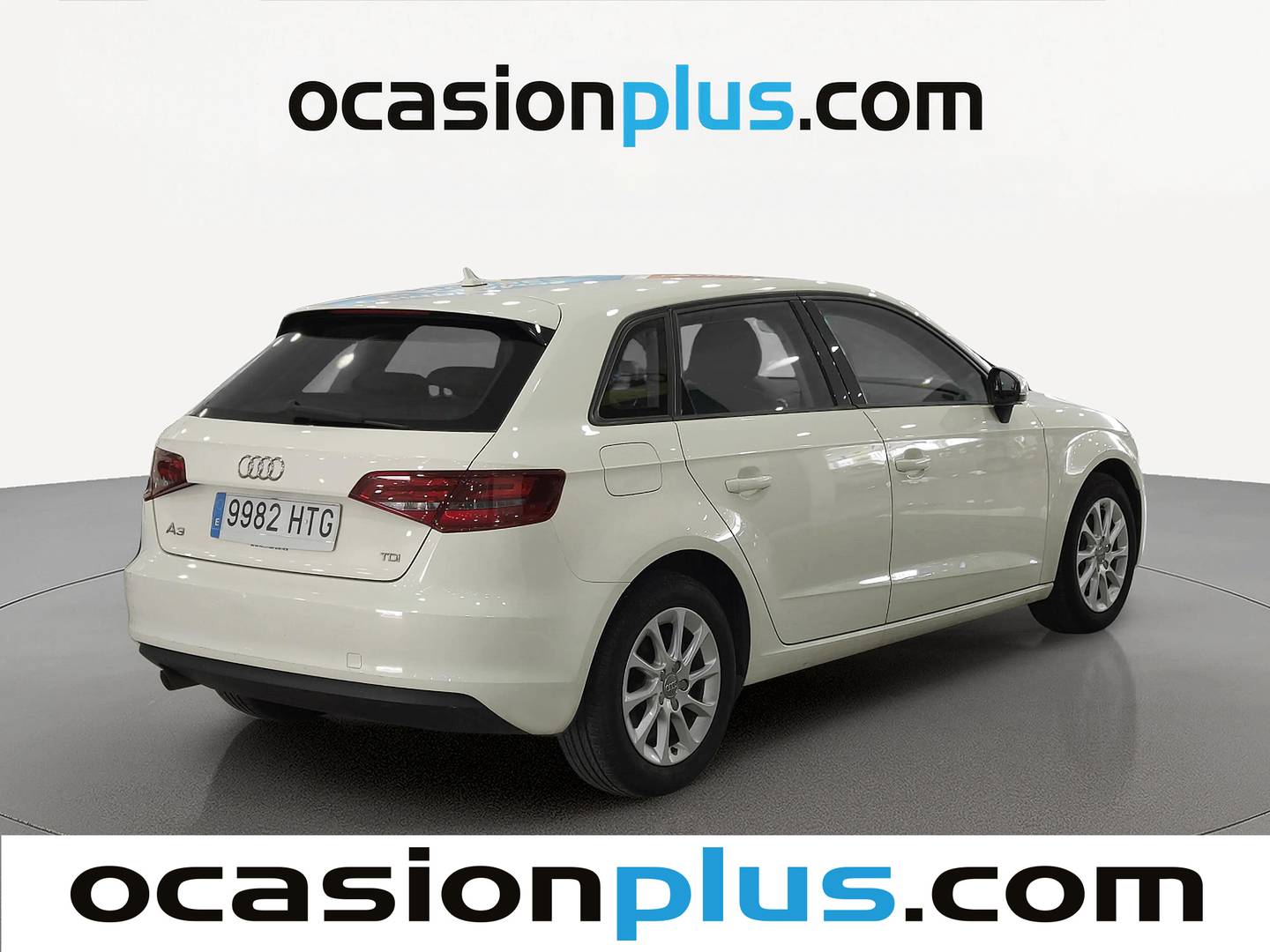 Foto trasera Audi A3 Audi A3 Sportback Attraction Edición especial 1.6 TDI (105 CV) derecha