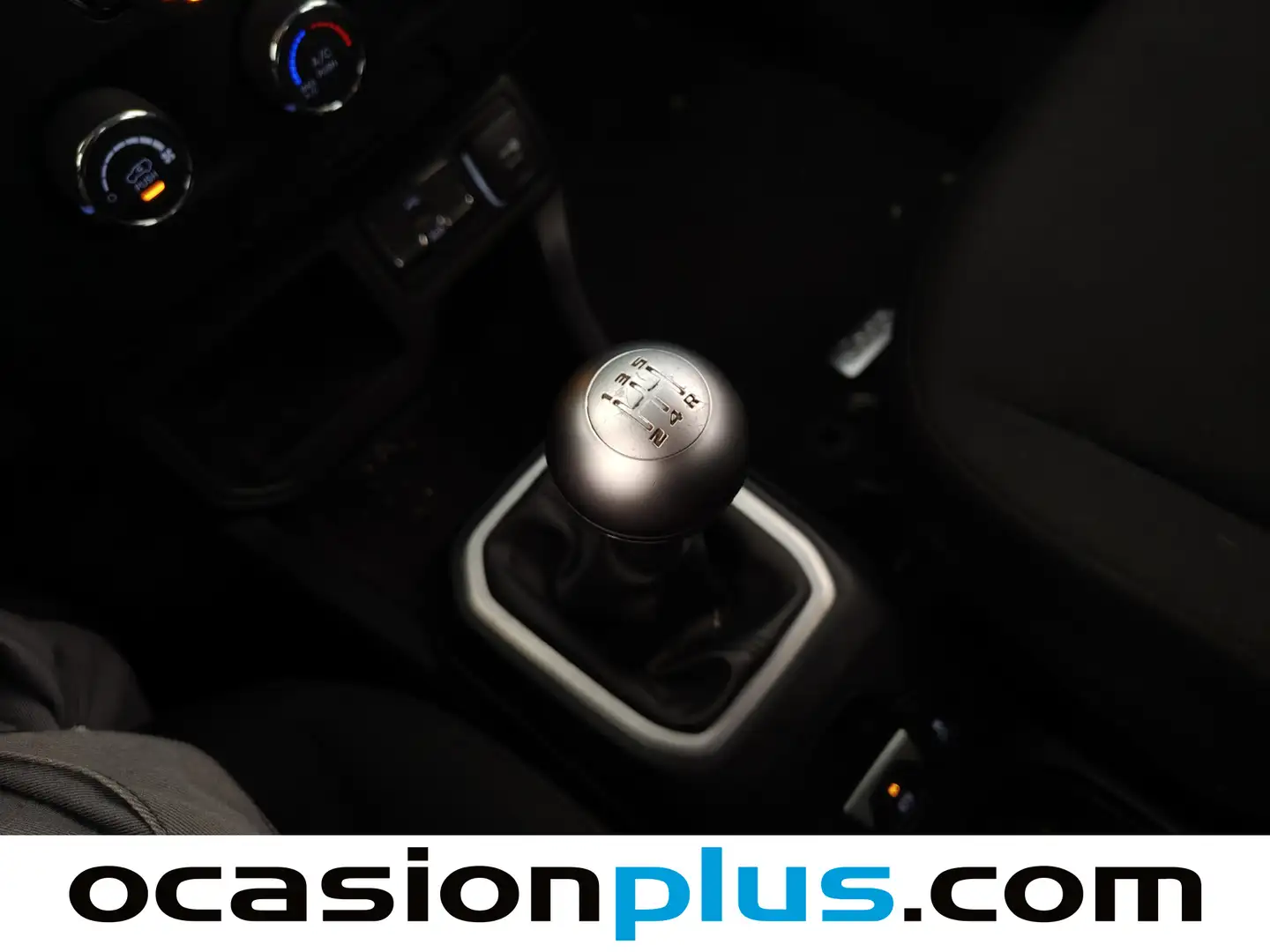 Foto Jeep Renegade Jeep Renegade 1.6 E-TORQ Sport FWD E6 (110 CV)