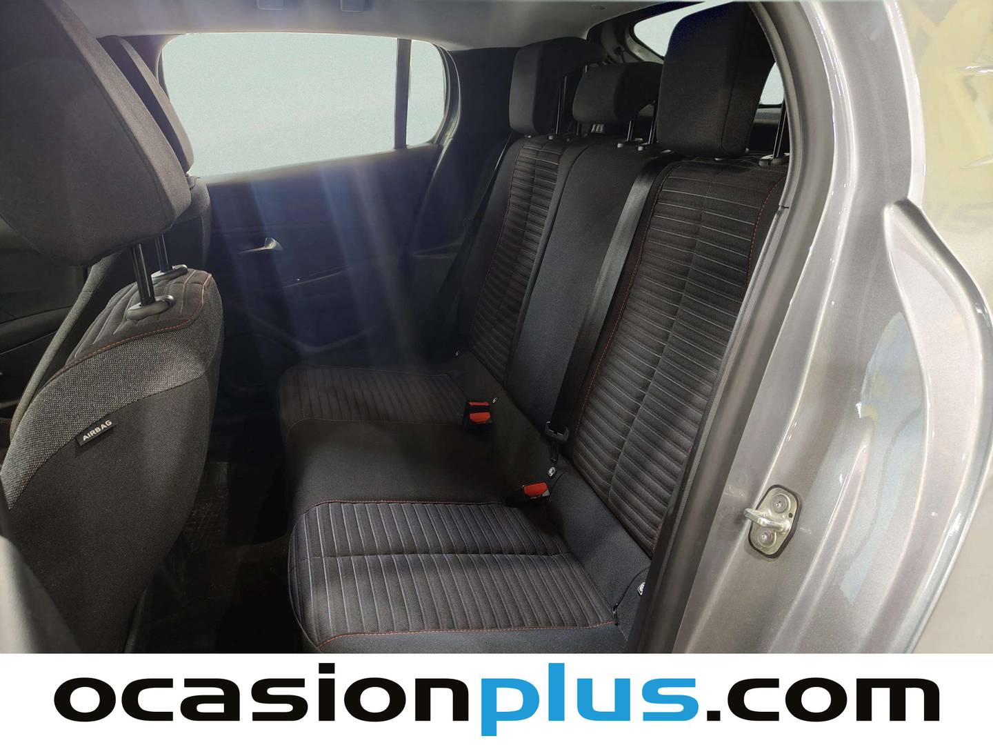 Foto asientos traseros Peugeot 208 Peugeot 208 PureTech 75 S&S Active Pack (75 CV)