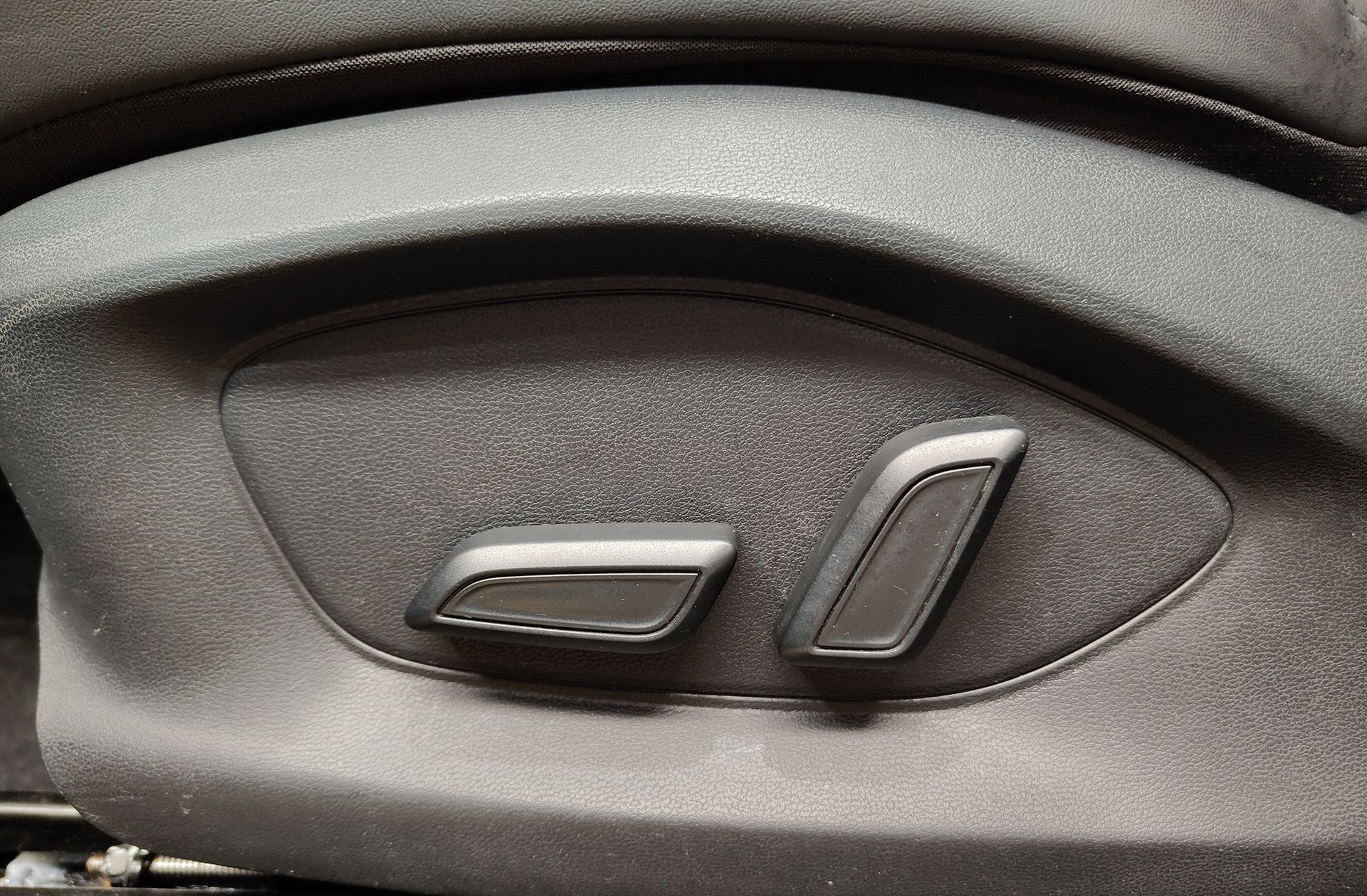 MG ZS 1.5 Hybrid+ Luxury - foto 12