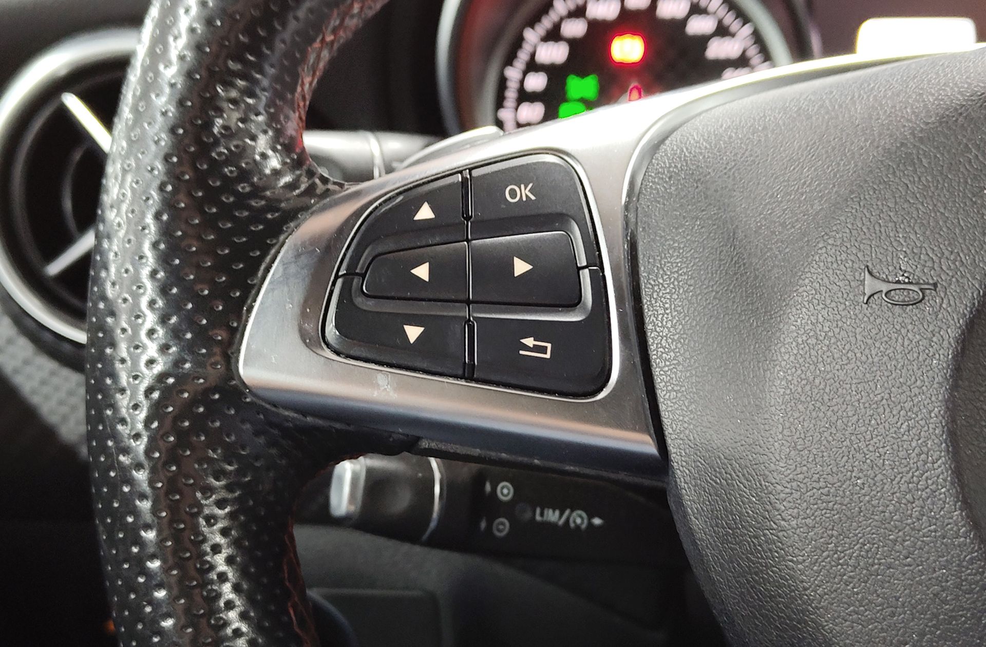 Mercedes-Benz Clase A 200 d AMG Line - foto 31