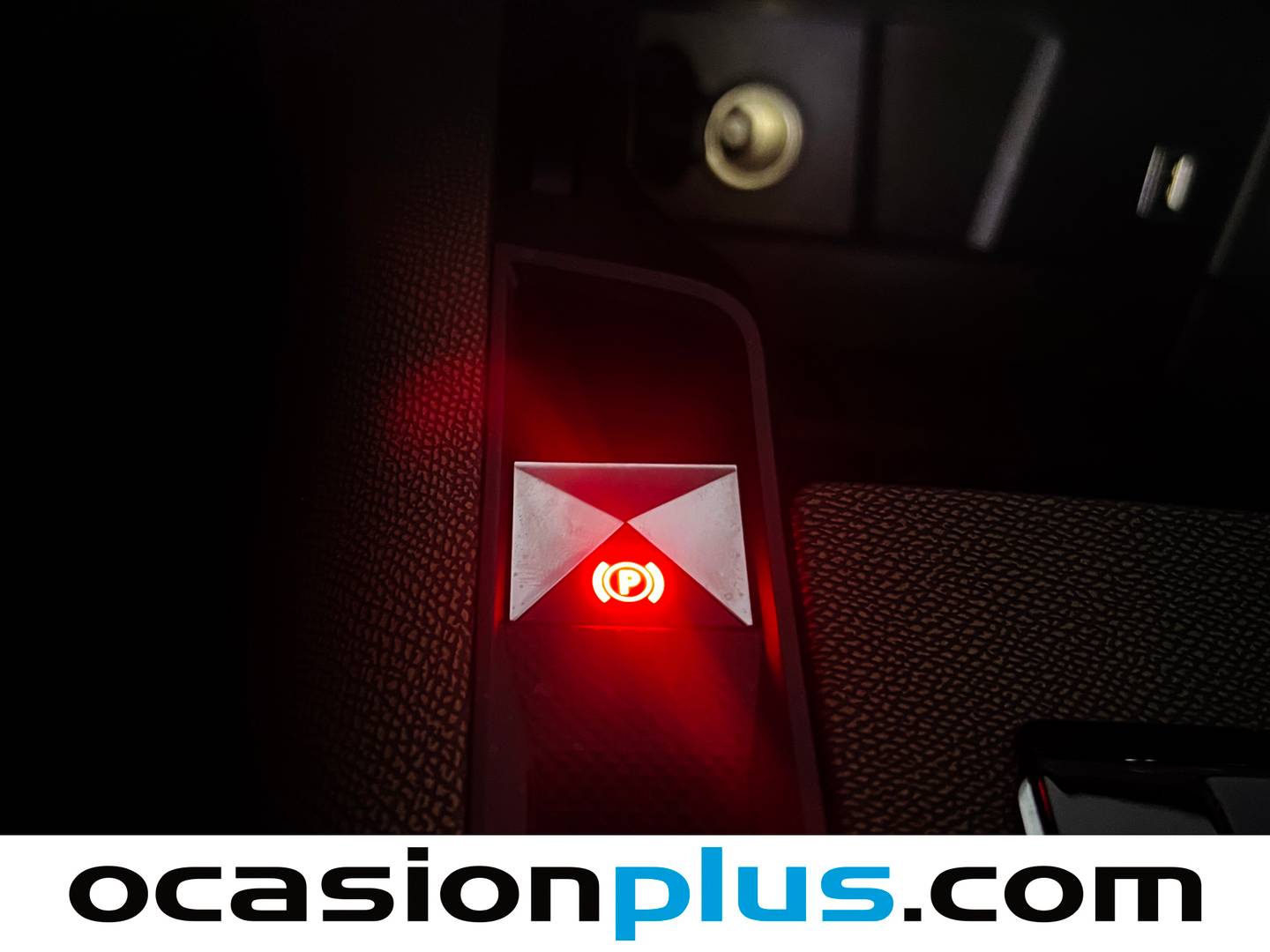 Foto DS DS 7 Crossback DS DS7 Crossback PureTech 130 Bastille+ AT (131 CV)