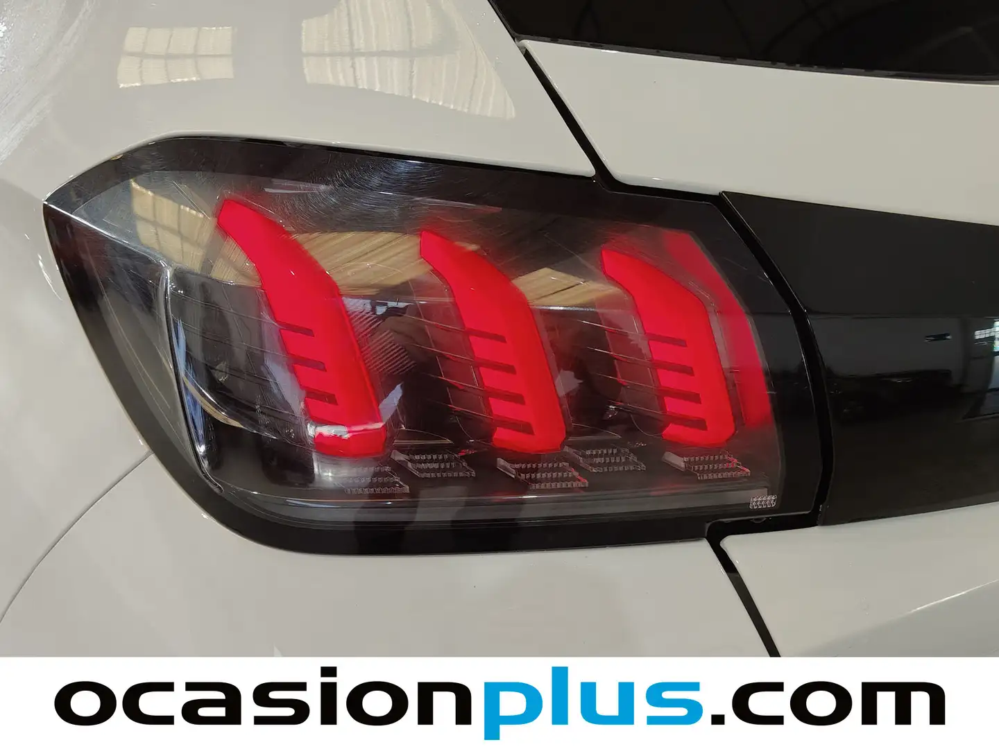 Foto Peugeot 208 Peugeot 208 PureTech 100 Allure (100 CV)