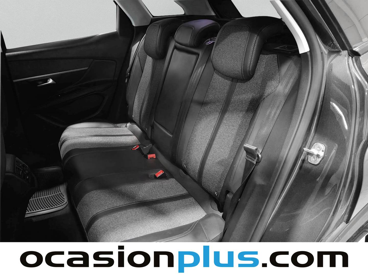 Foto asientos traseros Peugeot 3008 Peugeot 3008 PureTech 130 S&S Allure (130 CV)