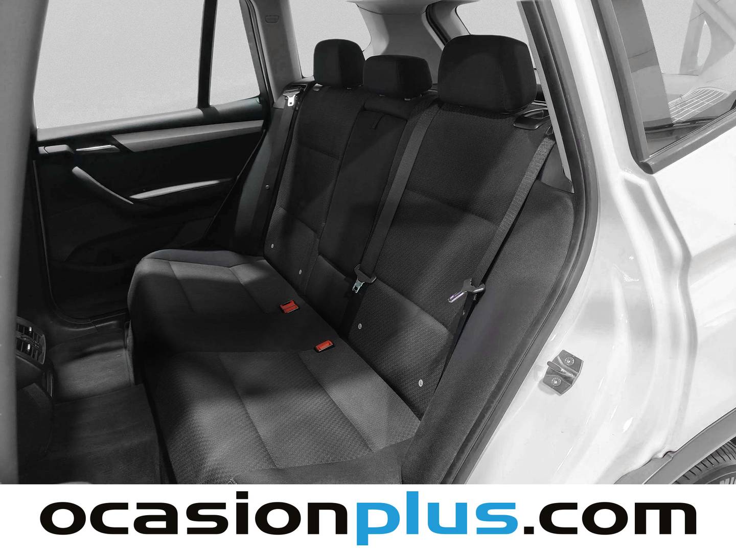 Foto asientos traseros BMW X3 BMW X3 xDrive20d (184 CV)