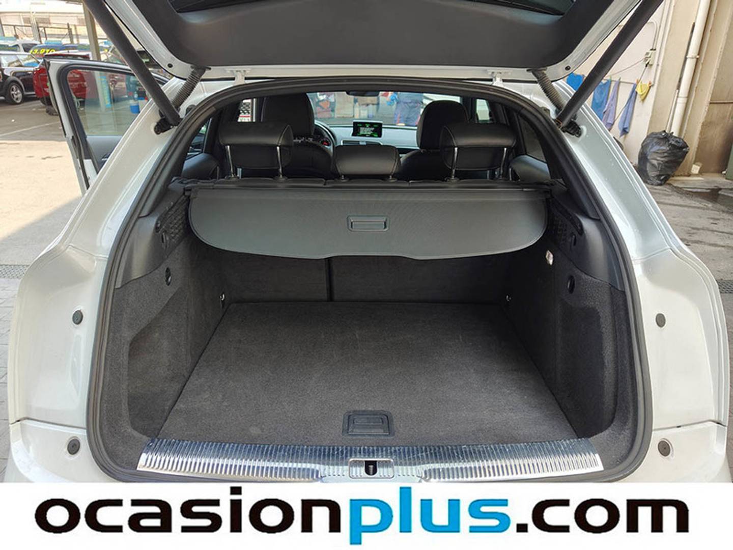 Foto Audi Q3 Audi Q3 Black line competition 2.0 TDI (150 CV) S tronic