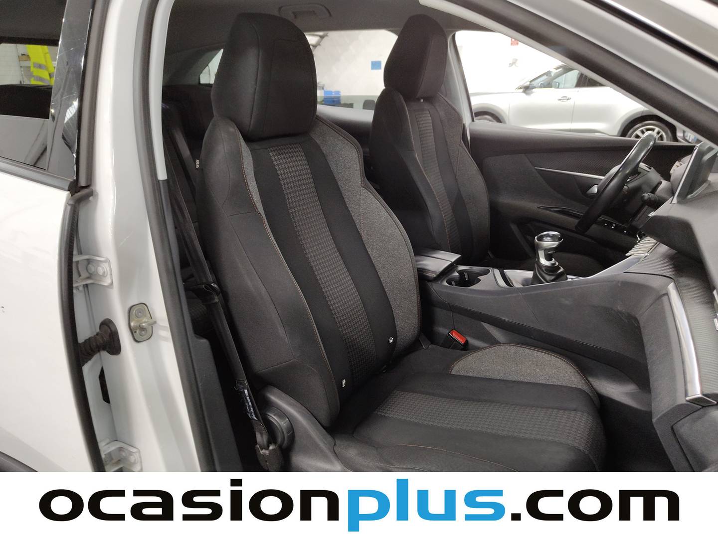 Peugeot 3008 Peugeot 3008 PureTech 130 S&S Active (130 CV) km 0