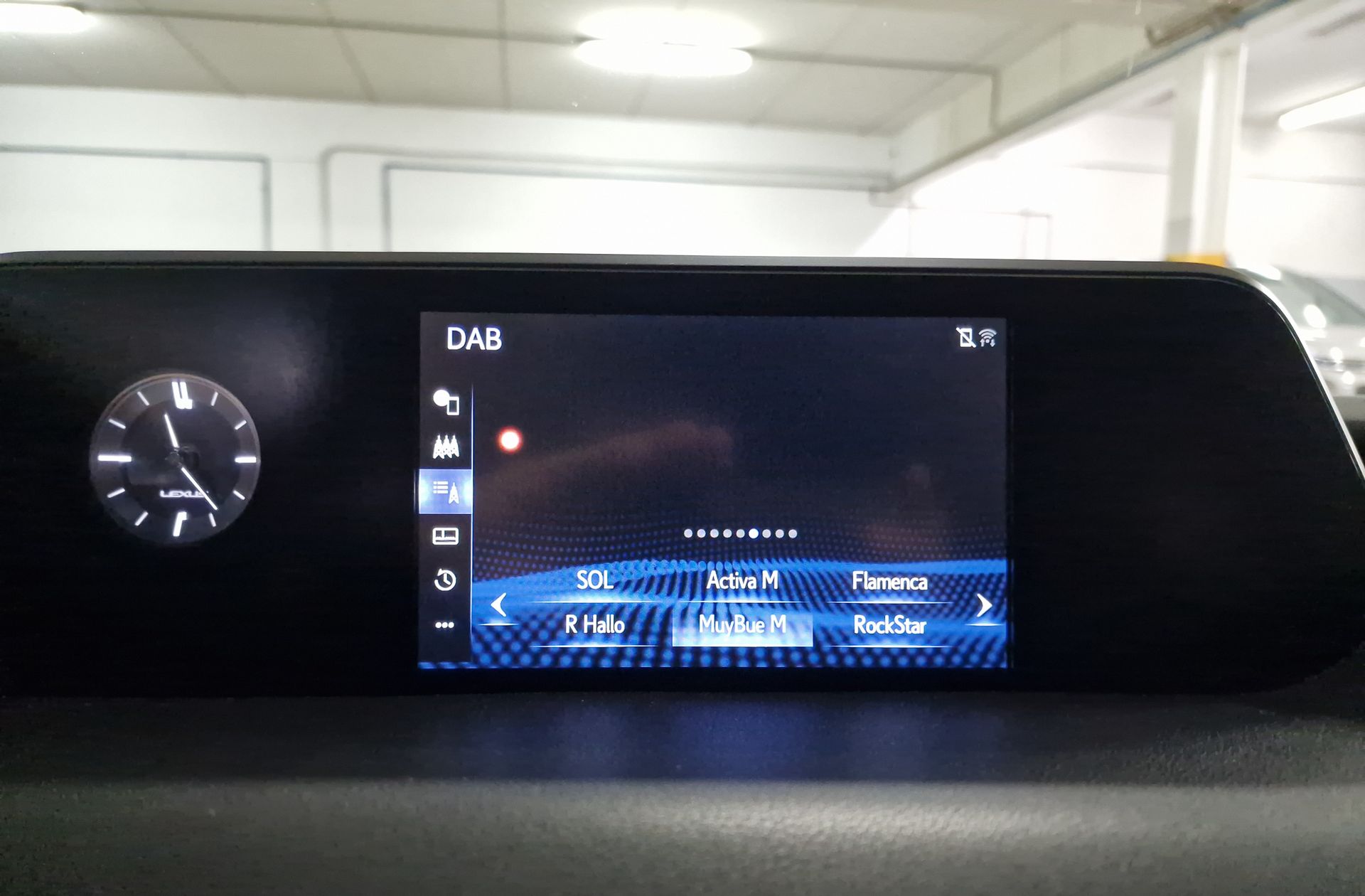 Lexus UX 250h Business 2WD - foto 34