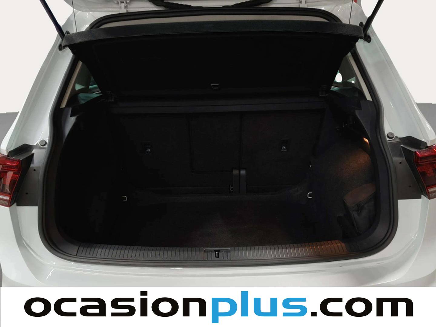 Fotos maletero Volkswagen Tiguan Volkswagen Tiguan Sport 1.5 TSI (150 CV) DSG Pack R-Line