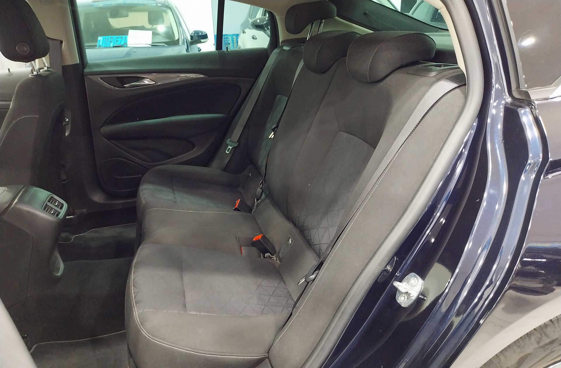 Opel Insignia GS 1.6 CDTI Turbo D 120 Aniversario - foto 12