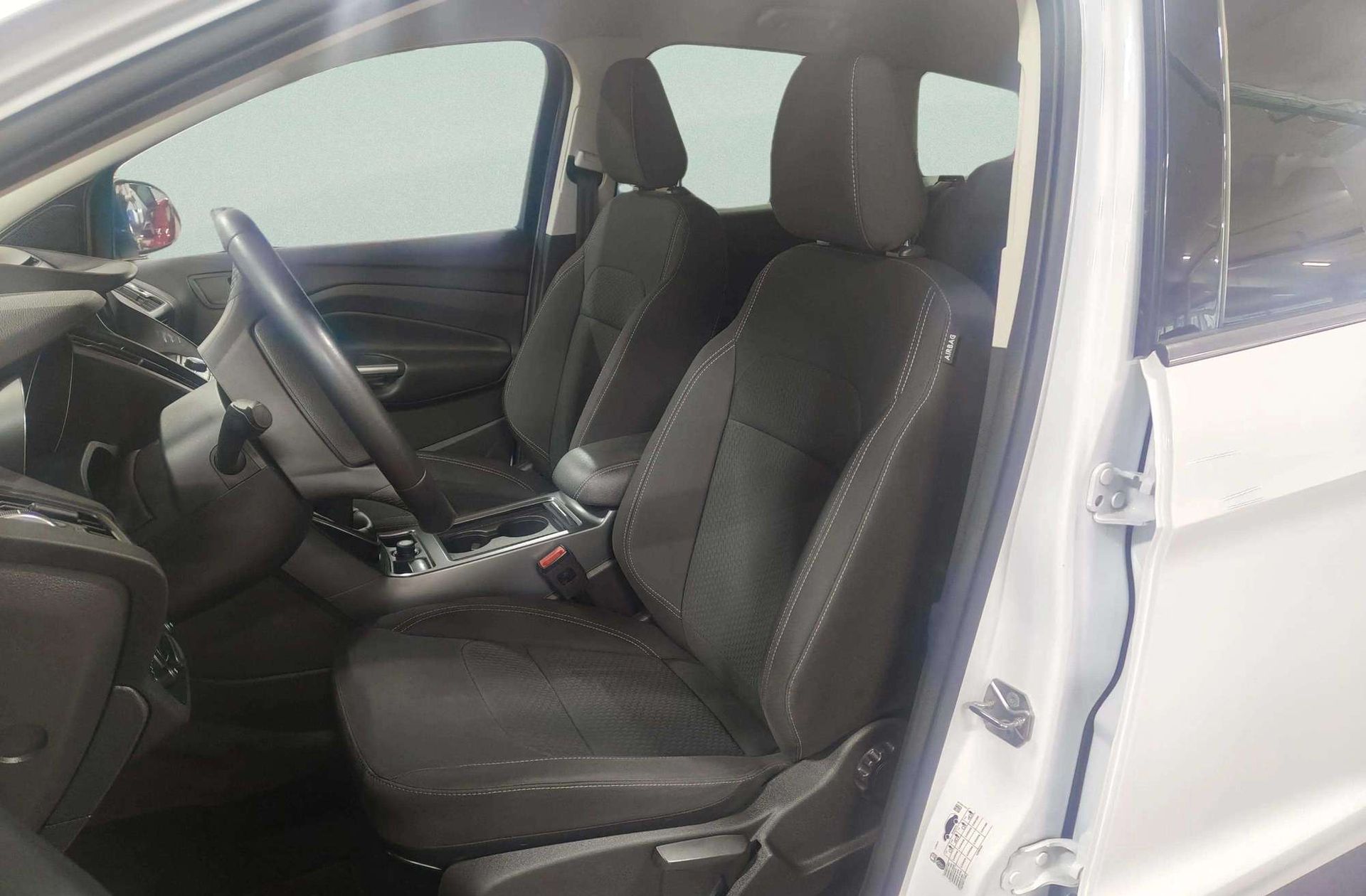Ford Kuga 1.5 EcoBoost Trend+ 4x2 - foto 11