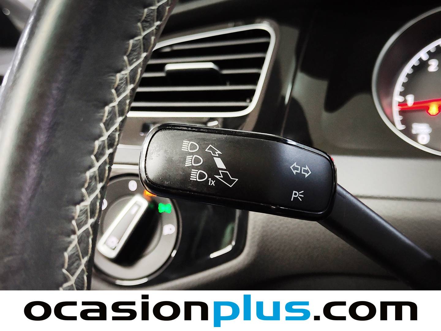 Foto Volkswagen Golf Volkswagen Golf 2.0 TDI CR BMT R-LINE (150 CV)