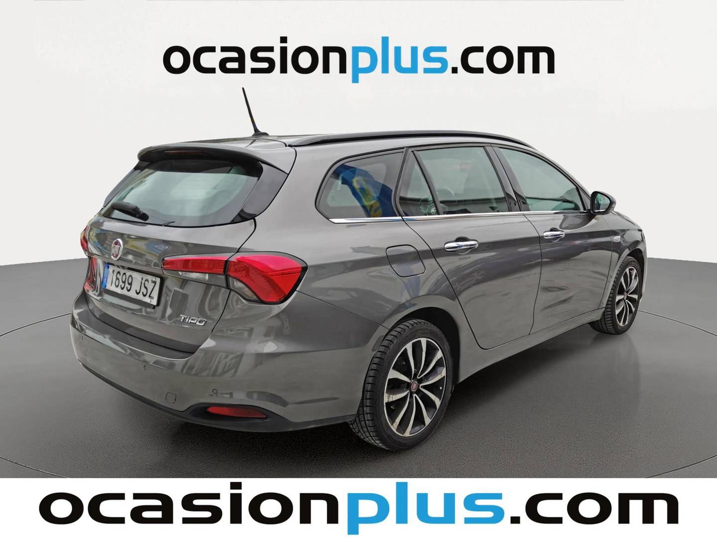 Foto trasera Fiat Tipo Fiat Tipo SW 1.6 Multijet Lounge II (120 CV) derecha