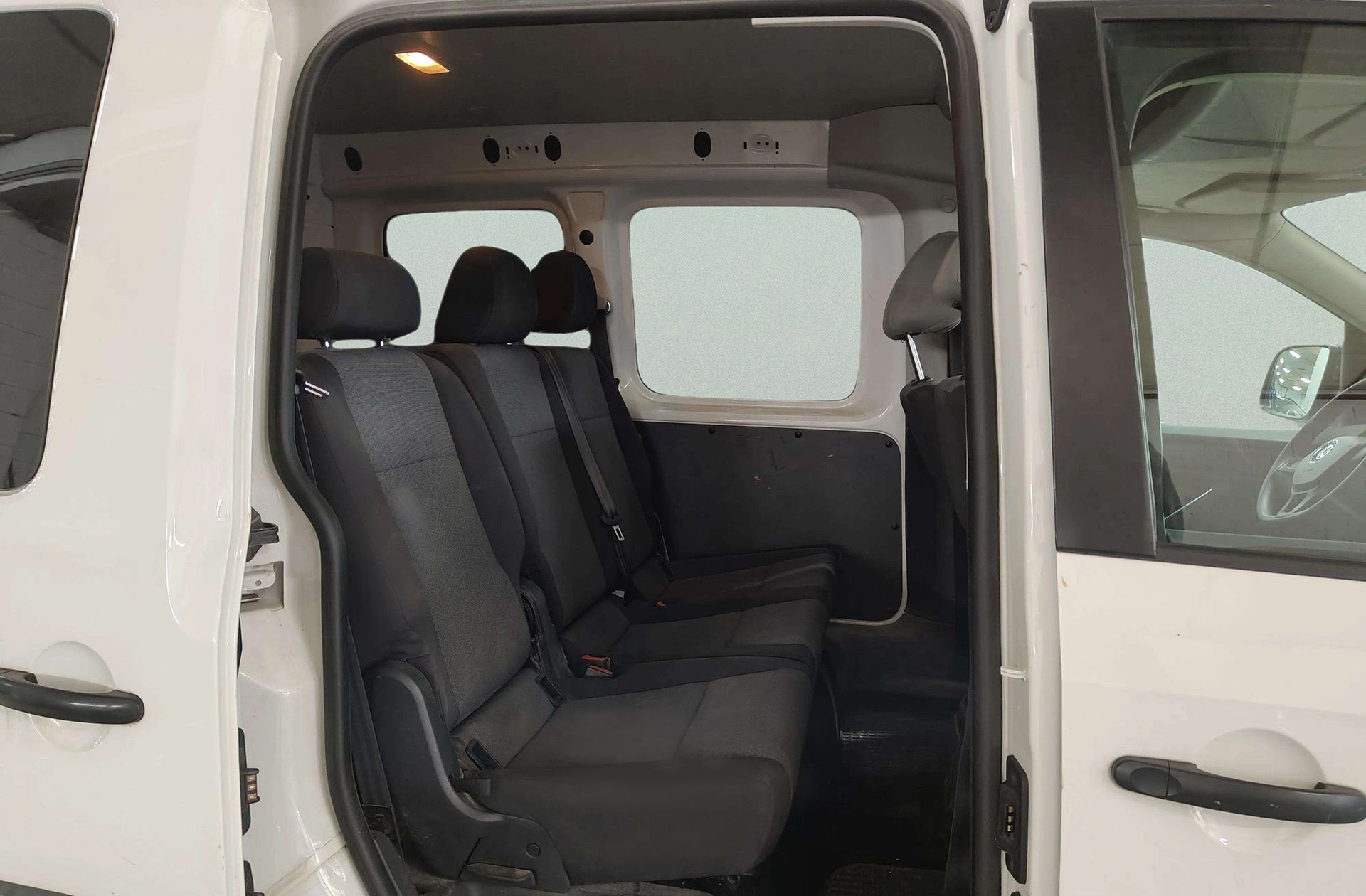Volkswagen Caddy Kombi 2.0 TDI BMT - foto 12