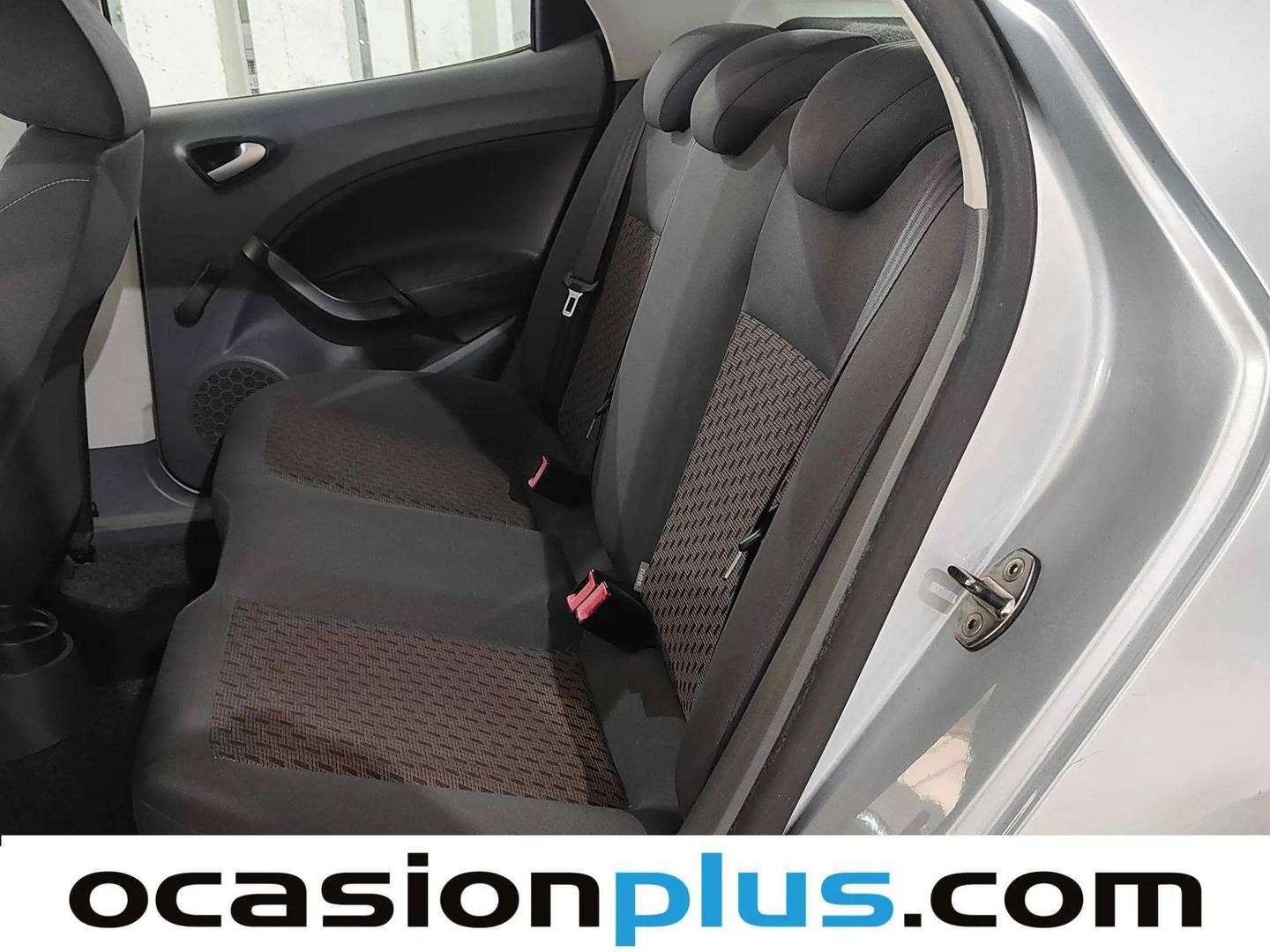 Foto asientos traseros Seat Ibiza Seat Ibiza 1.6 TDI DPF Reference (90 CV)
