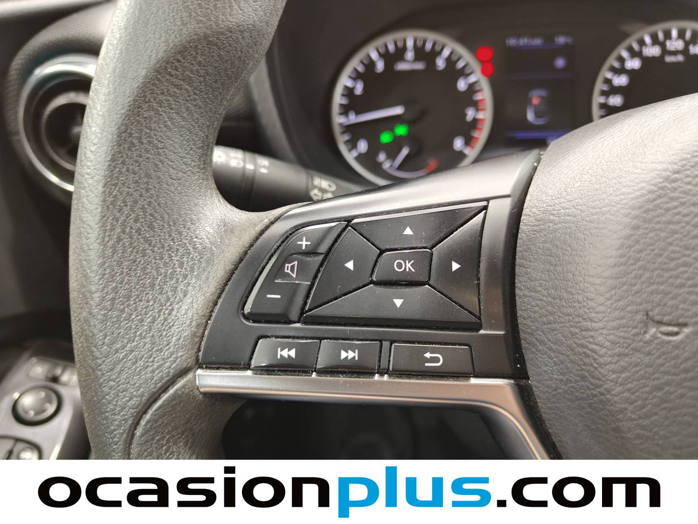 Foto Nissan JUKE Nissan Juke DIG-T Visia 84 kW (114 CV)