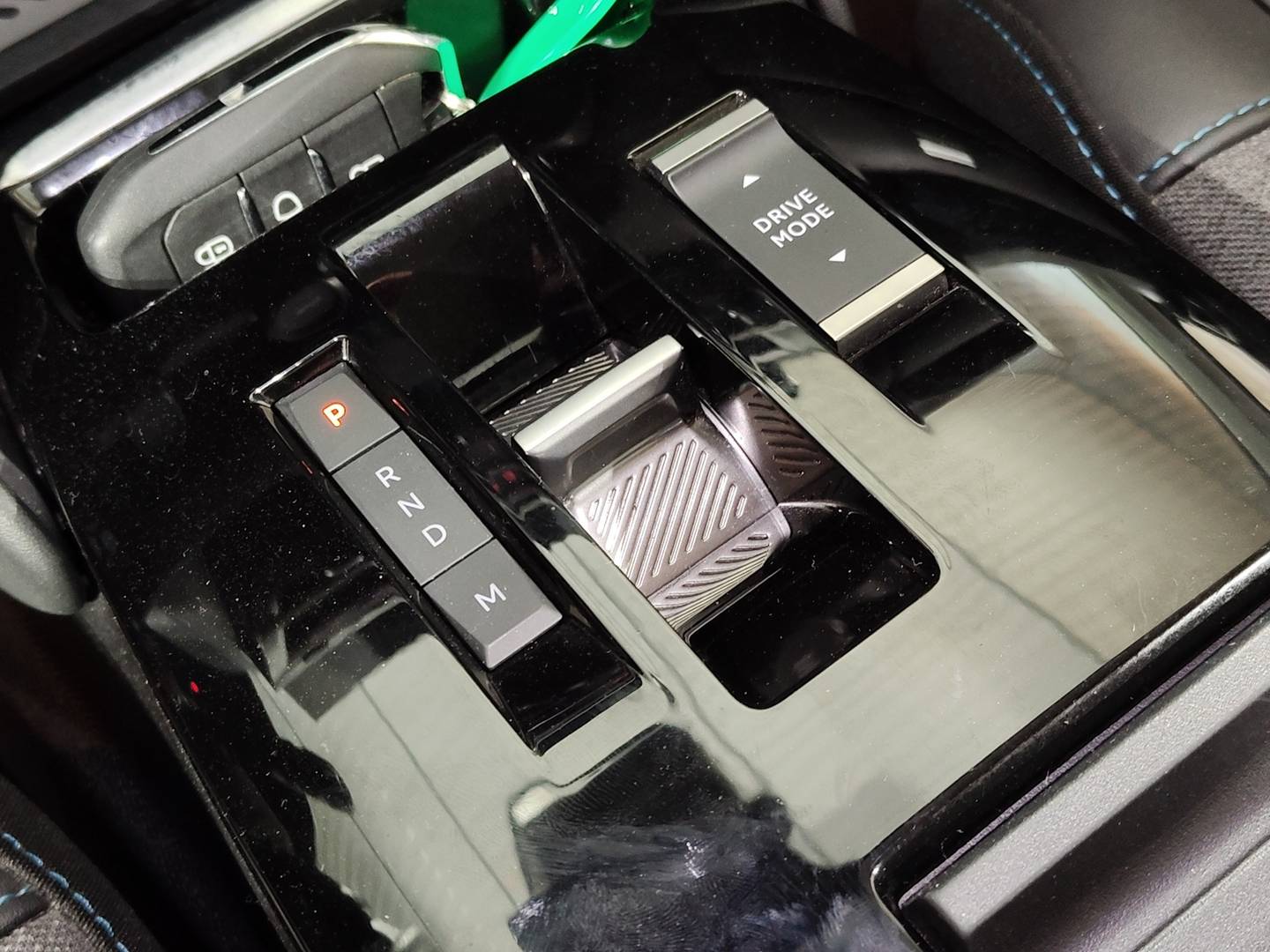 Foto Citroën C4 Citroen C4 BlueHDi 130 S&S Feel Pack EAT8 (130 CV)