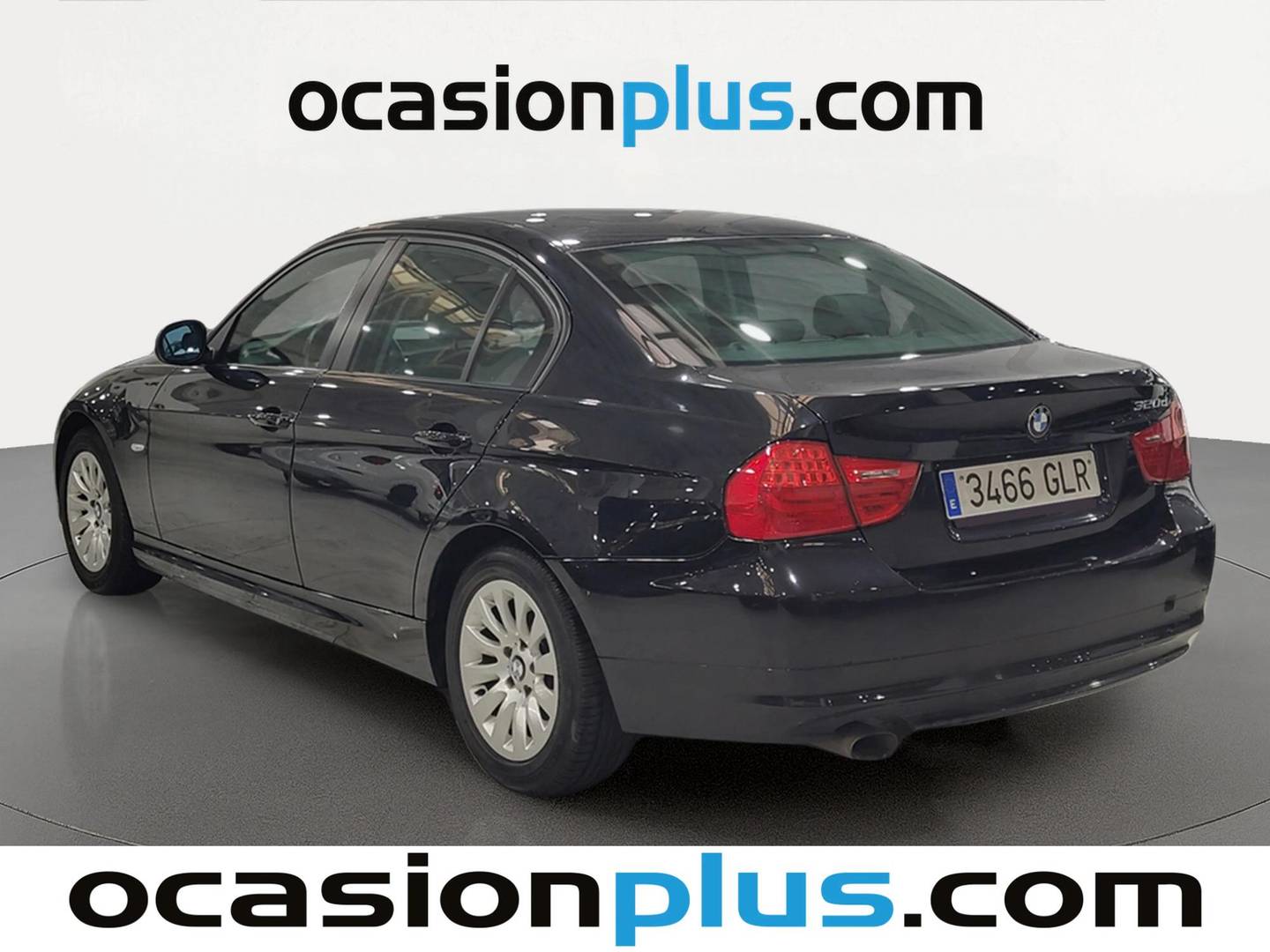 Foto trasera BMW Serie 3 BMW Serie 3 320d (177 CV) derecha
