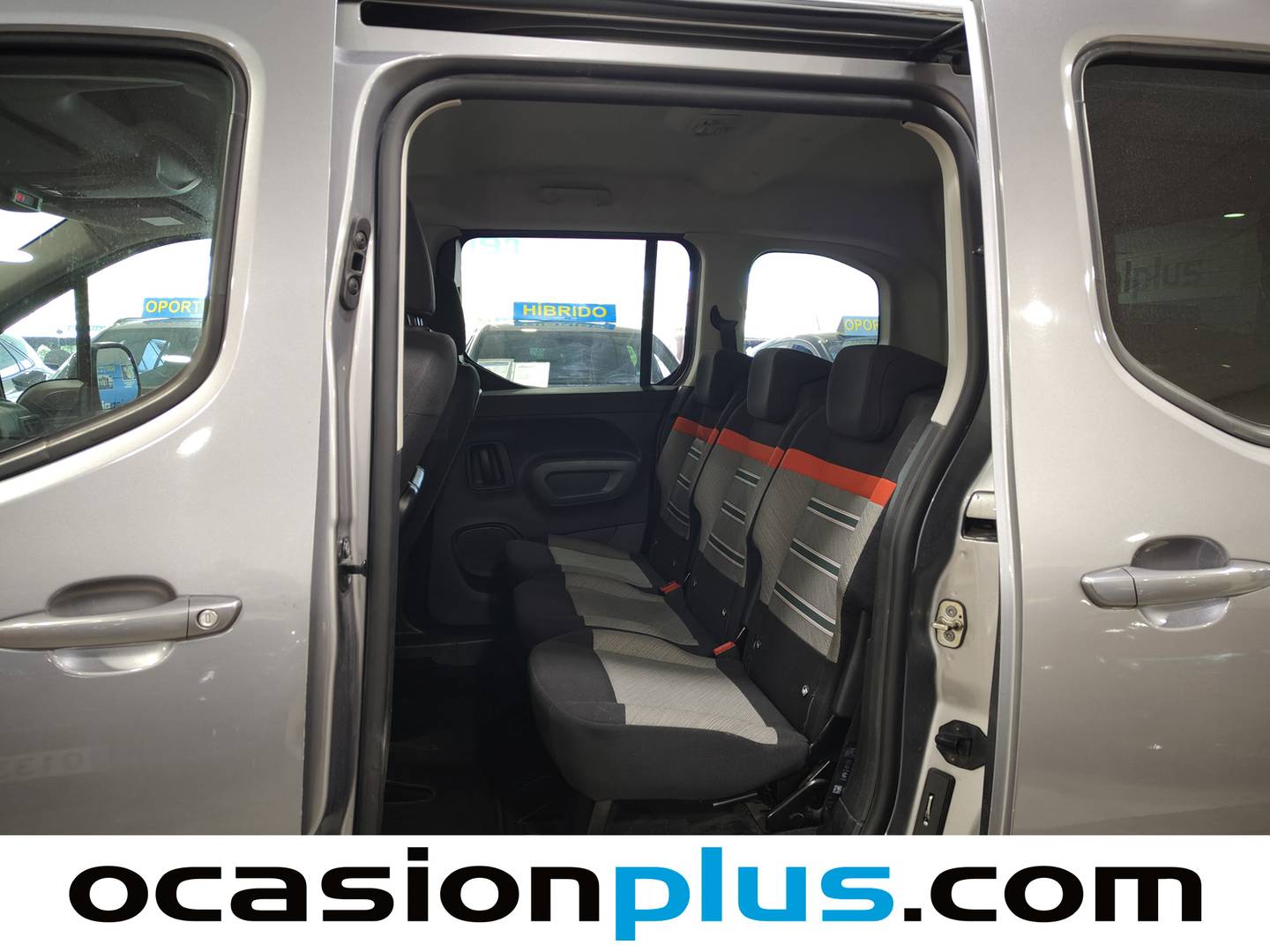 Foto asientos traseros Citroën Berlingo Citroën Berlingo Combi BlueHDi 100 S&S Talla M Feel Pack (102 CV)