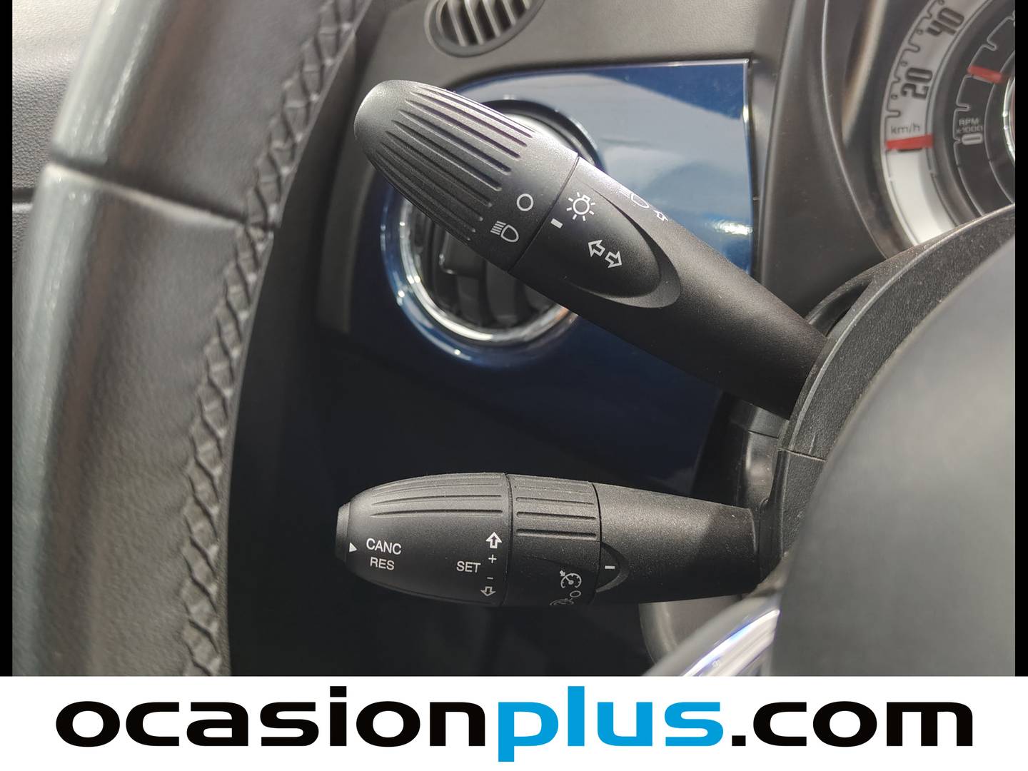 Extras y acabados del Fiat 500C Fiat 500C 1.0 Hybrid Club (70 CV)