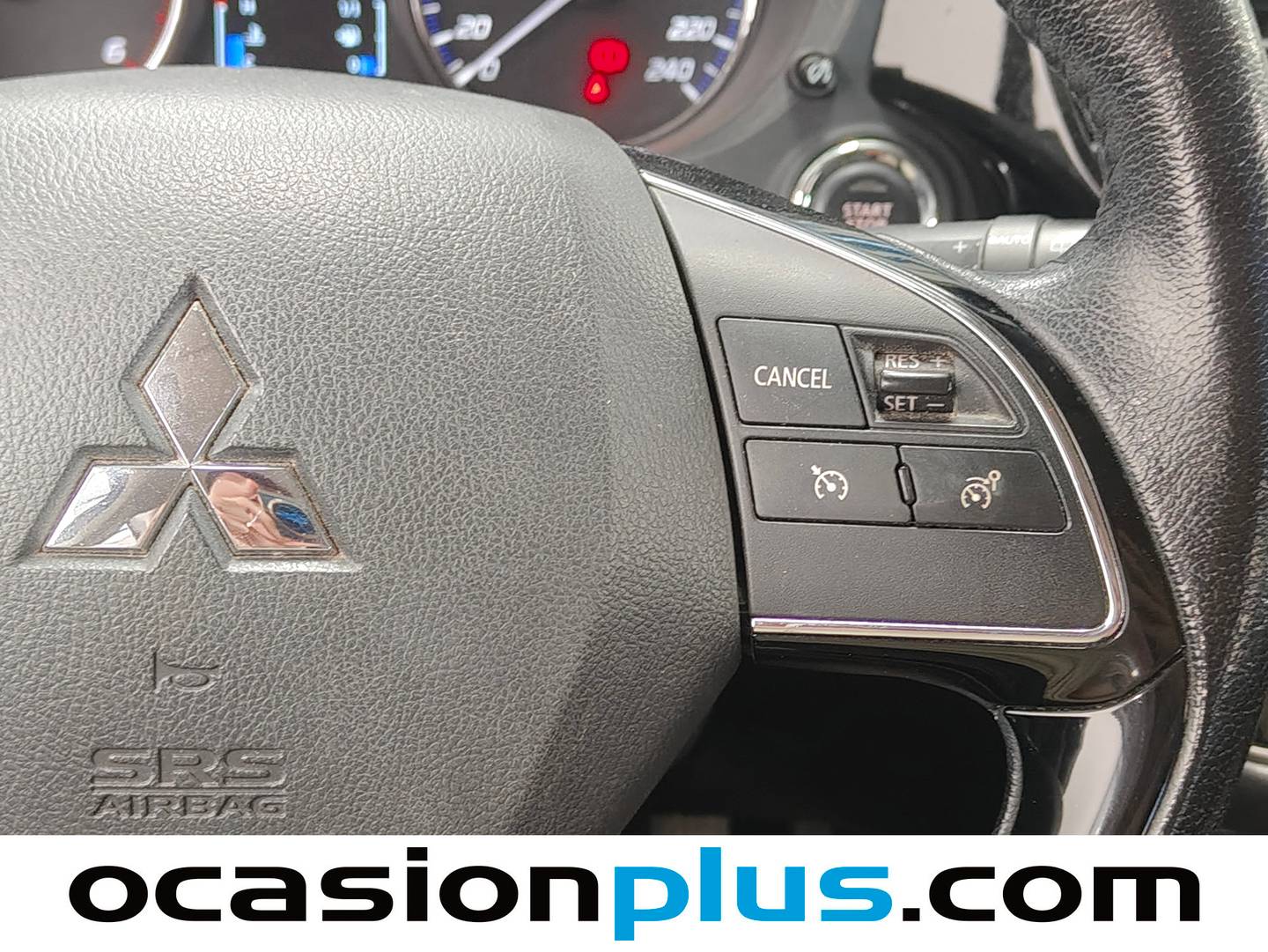 Acabados Mitsubishi Outlander Mitsubishi Outlander 220 DI-D Motion 2WD (150 CV) 7 Plazas