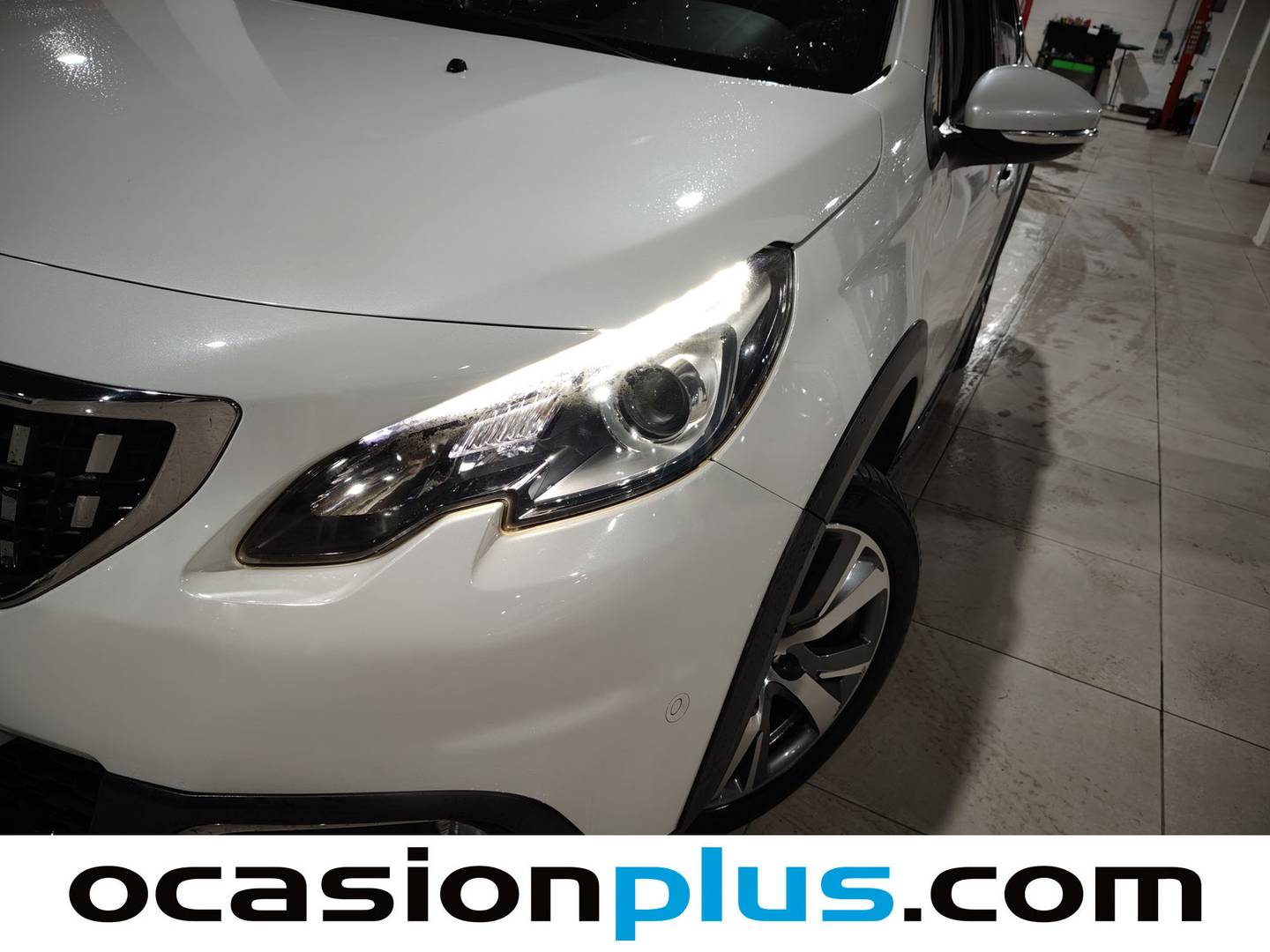 Foto Peugeot 2008 Peugeot 2008 BlueHDi 120 S&S Allure 88 kW (120 CV)