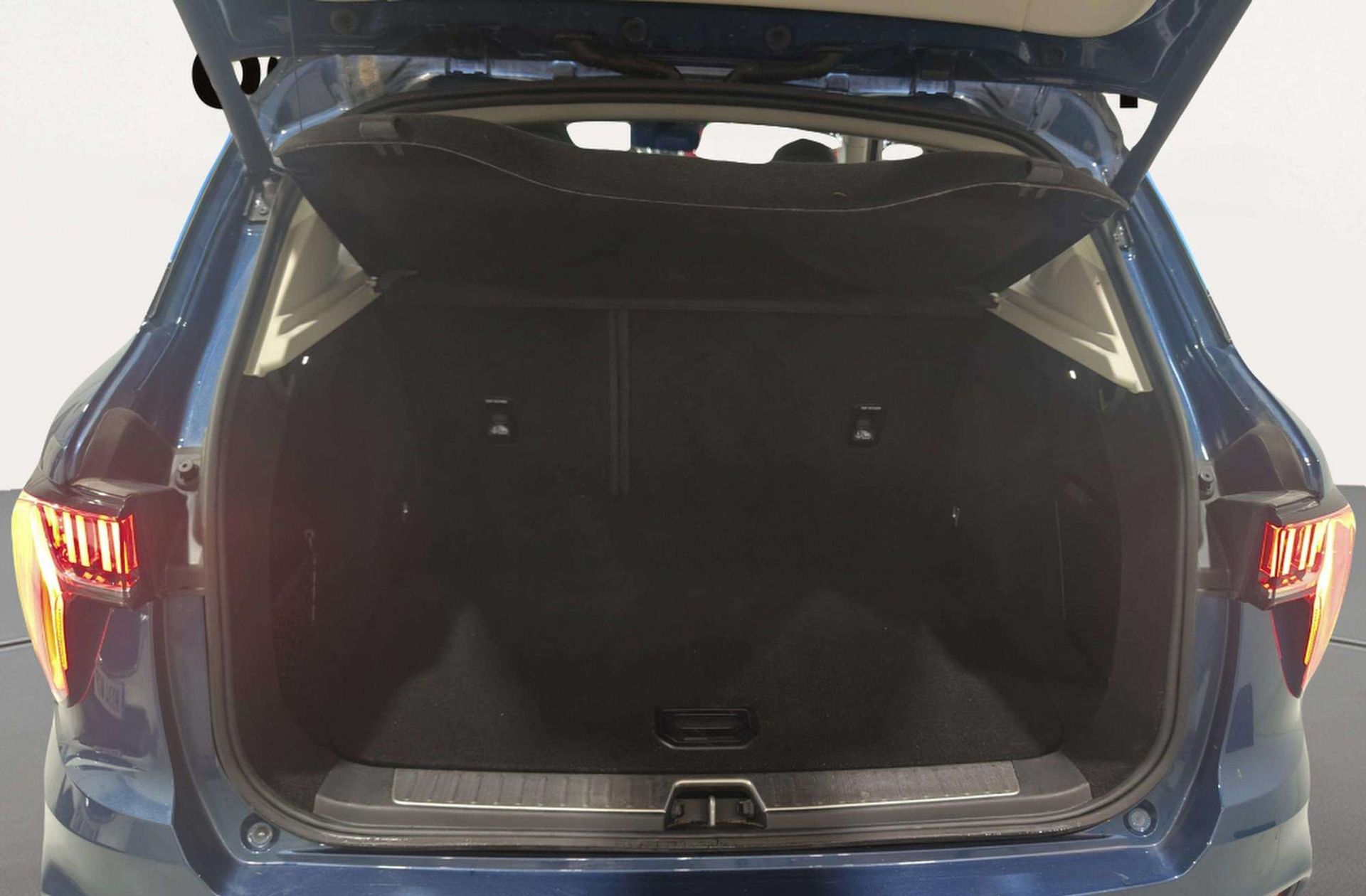 Lynk & Co 01 1.5 PHEV - foto 24