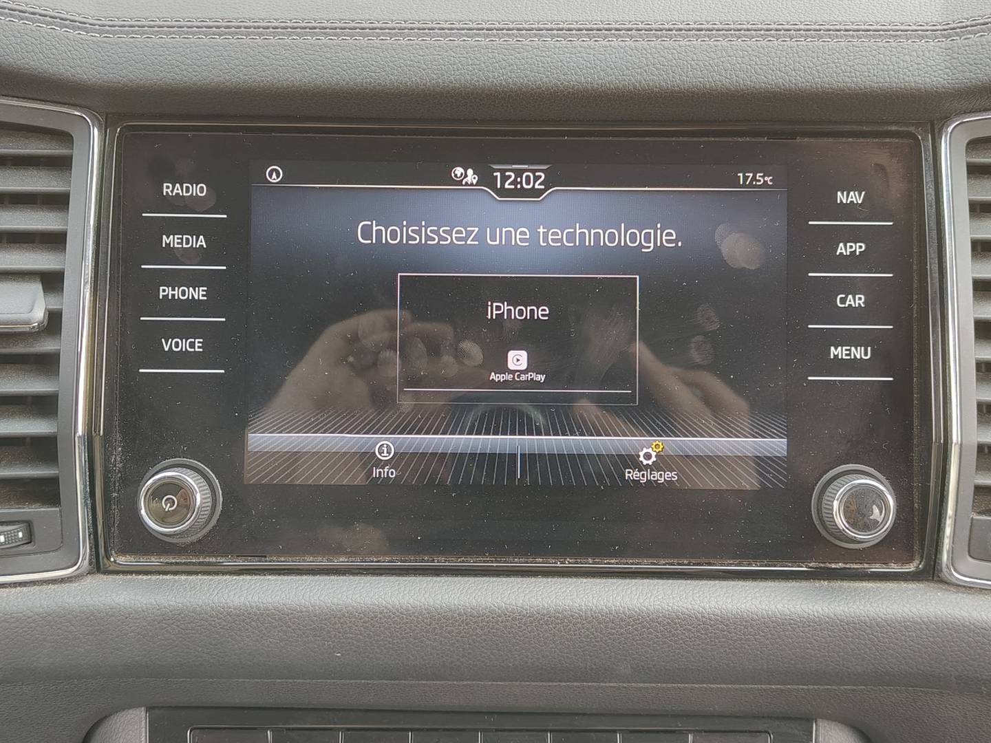 Foto Skoda Kodiaq Skoda Kodiaq 1.5 TSI Ambition 4x2 DSG (150 CV) 7 Plazas