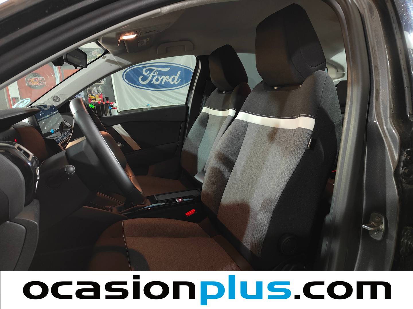 Foto Citroën C4 X Citroen C4 X PureTech 100 S&S 6v You (102 CV)