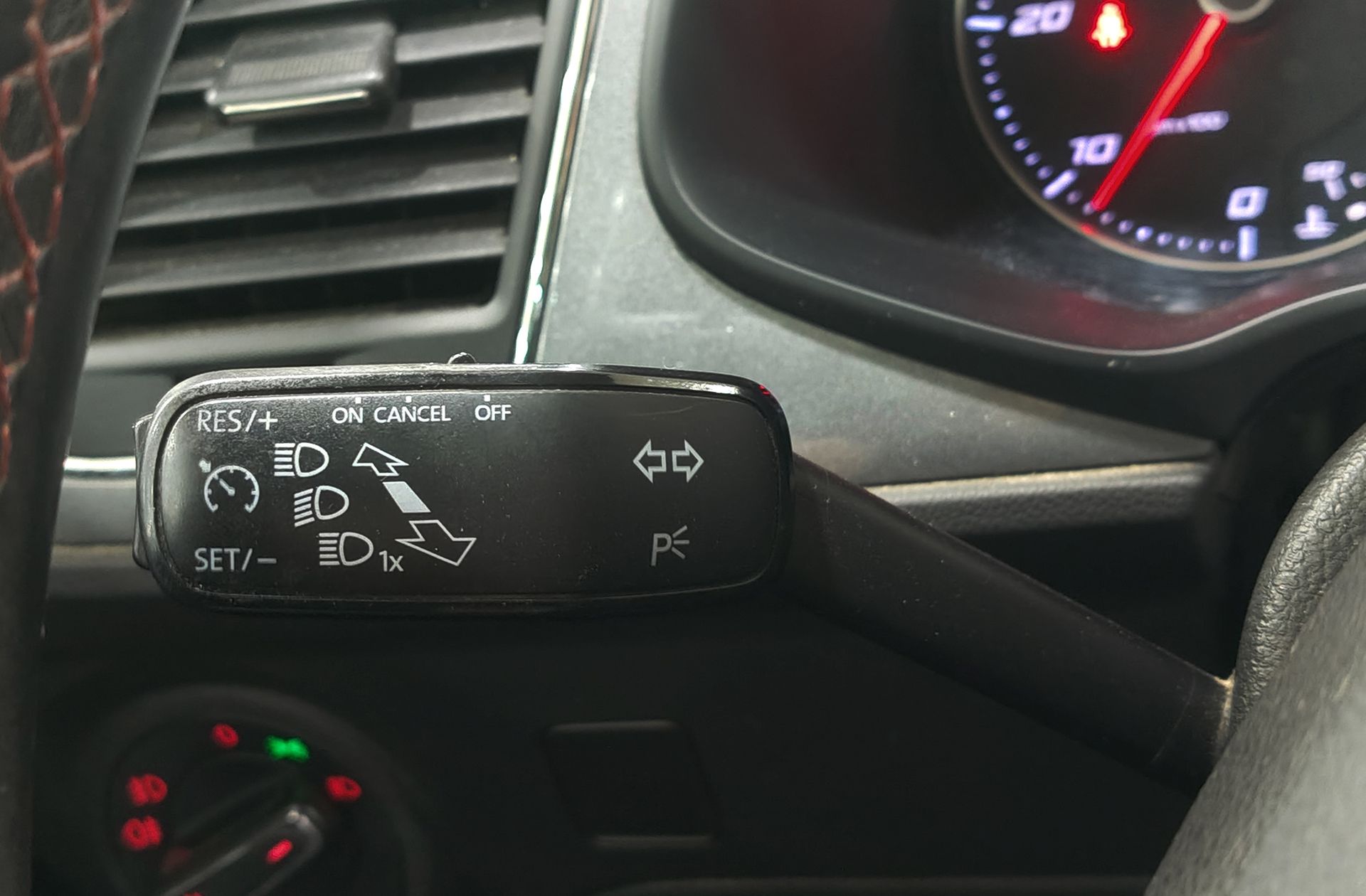 SEAT León 2.0 TDI FR - foto 27