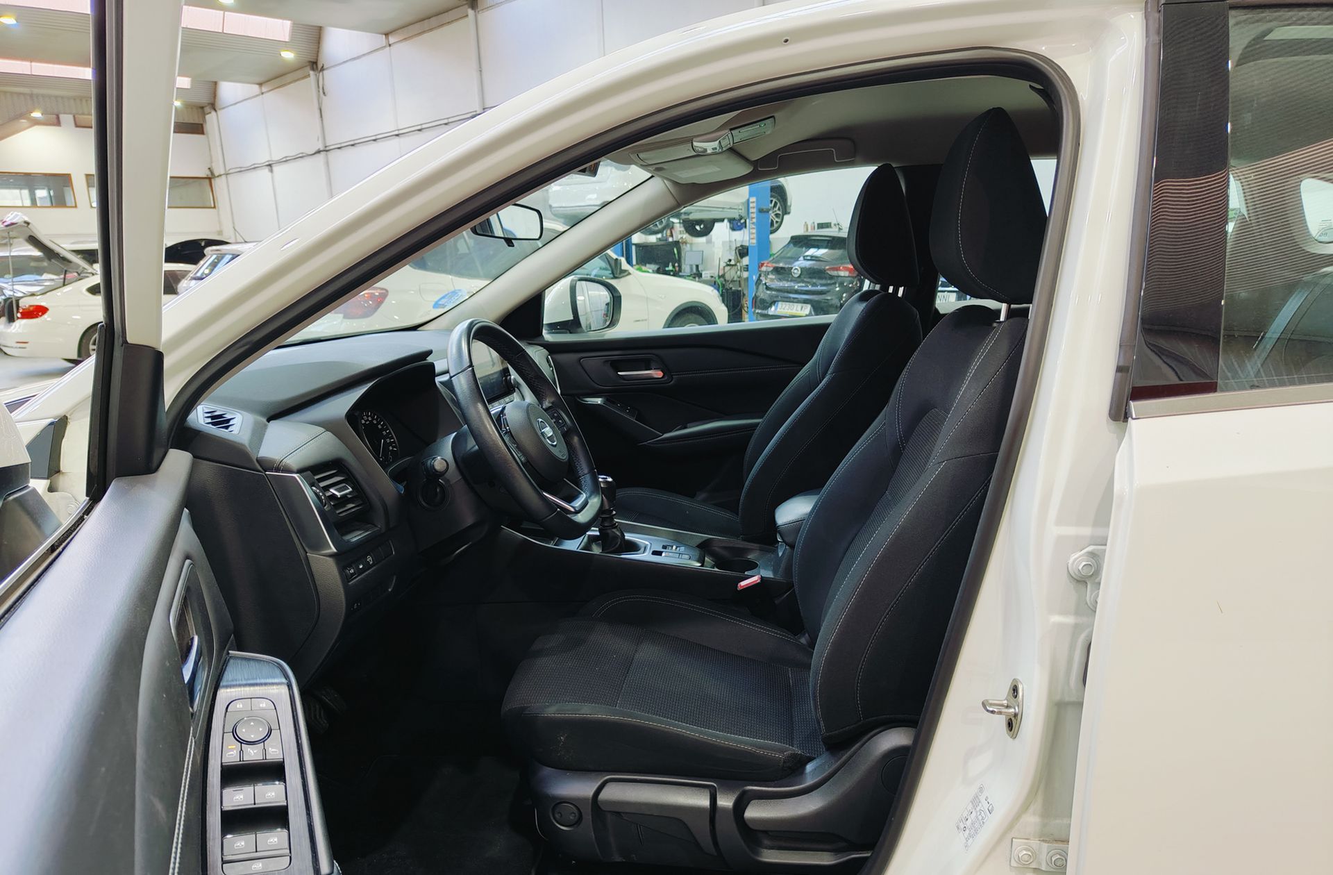 Nissan Qashqai DIG-T 140 mHEV Acenta 4x2 - foto 10